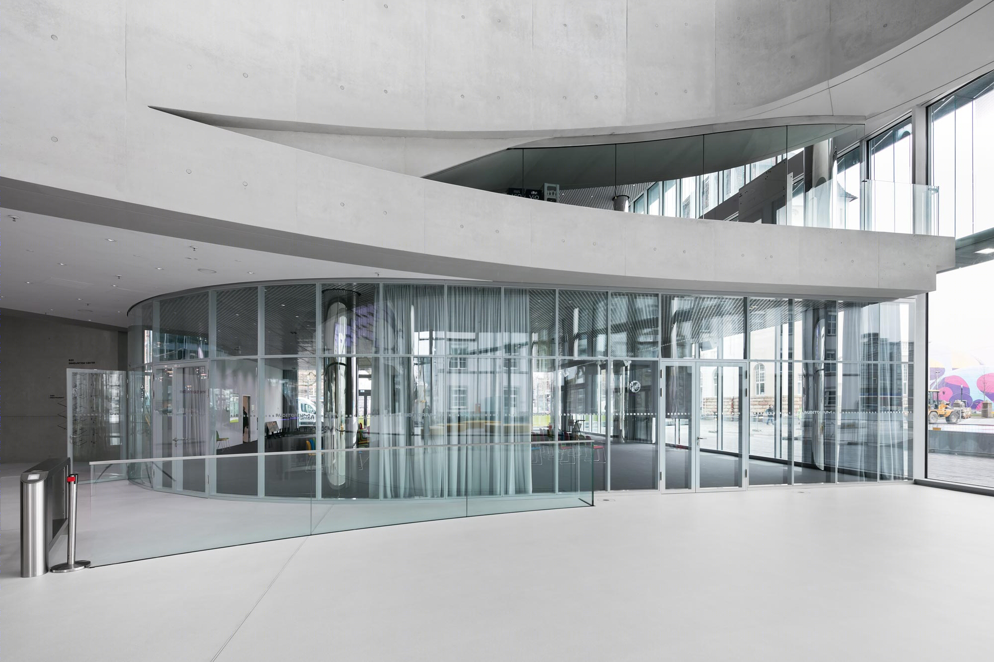 默克创新中心——现代简约风格的办公空间设计-0