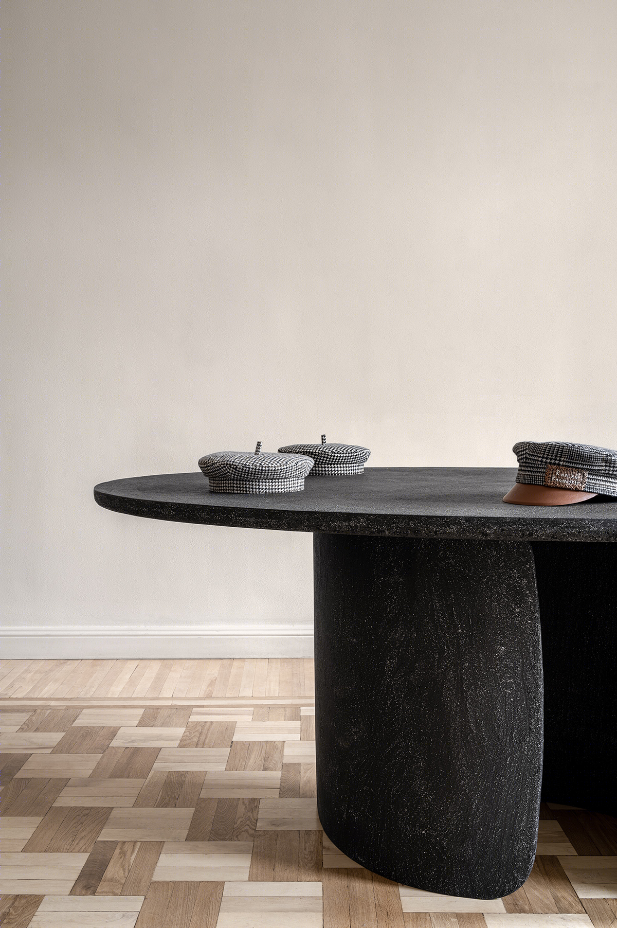 乌克兰京都 Ruslan Baginskiy 帽子店丨乌克兰基辅丨Rina Lovko 工作室-58