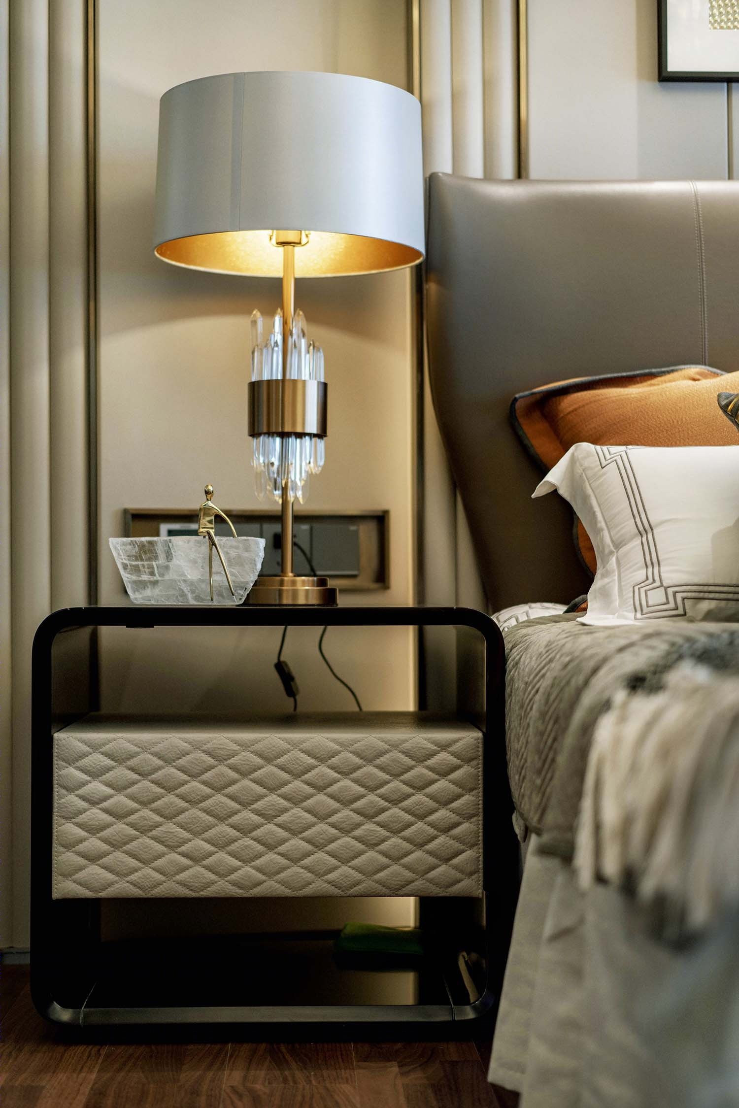 沈阳金地·樾檀山下叠洋房样板间丨中国沈阳丨北京顺迈佳室内设计有限公司-23