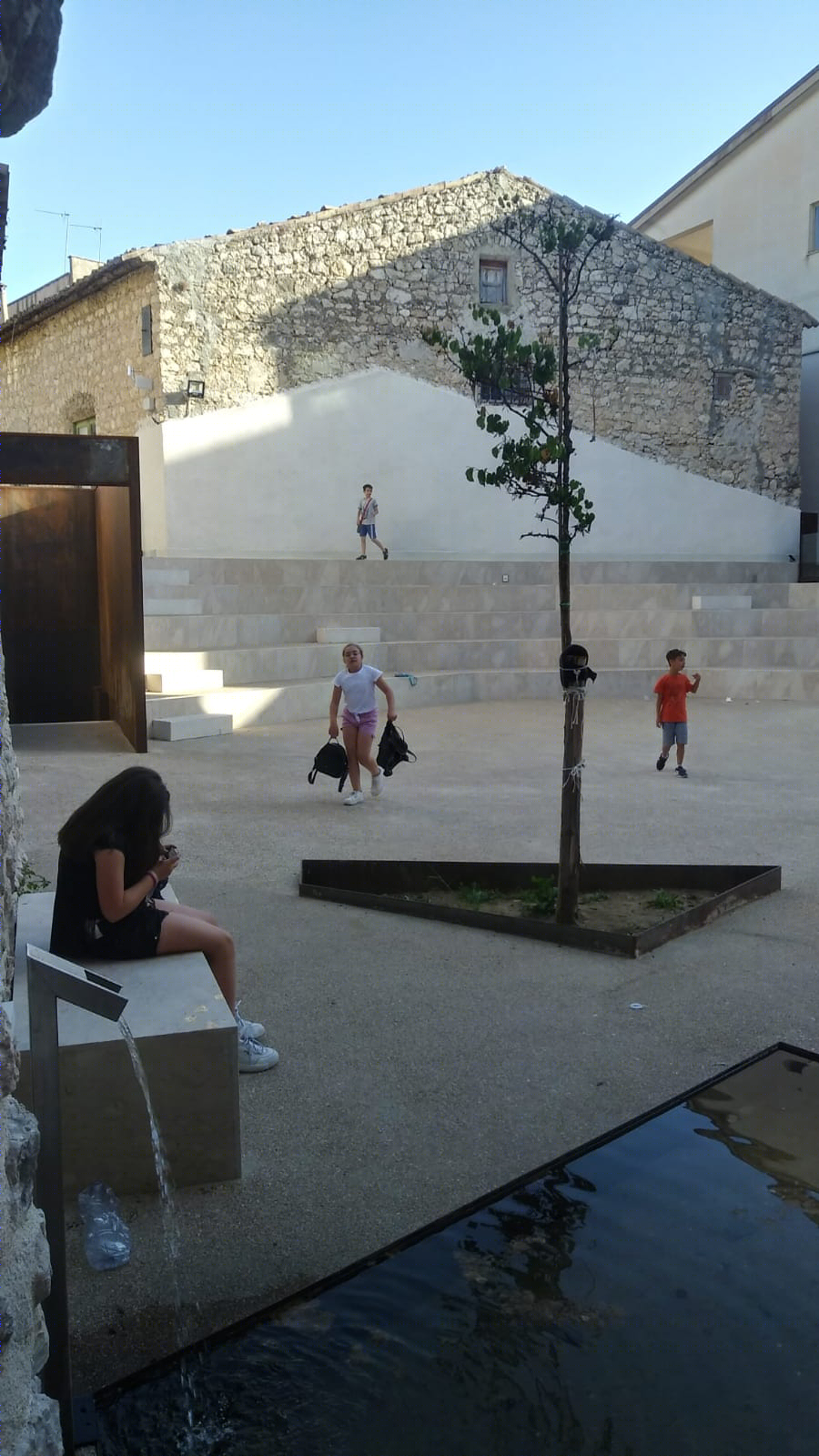 记忆重生 | 意大利 Bivona 市广场剧院设计-18