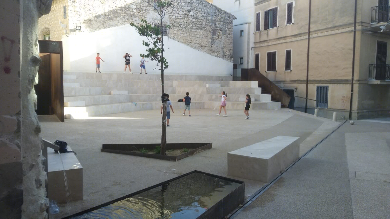 记忆重生 | 意大利 Bivona 市广场剧院设计-16