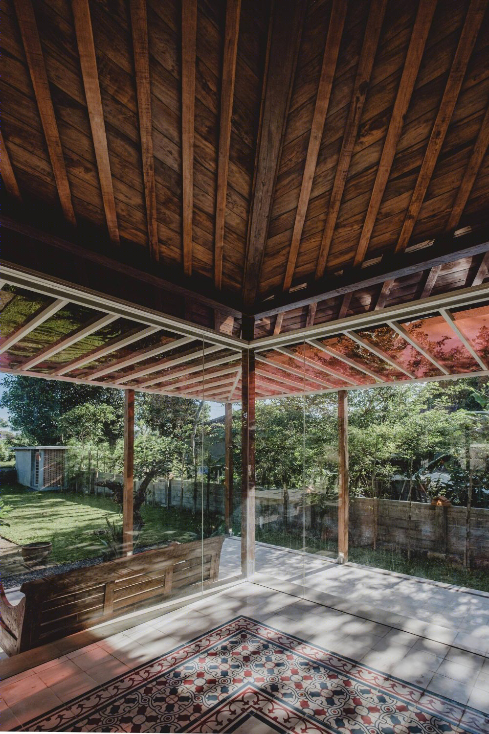 印尼爪哇住宅，Umran Studio 打造自然绿意生活空间-10