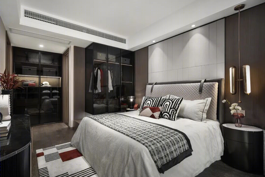 万科翡翠东方二期样板间 | 生活美学与空间设计的完美融合-38