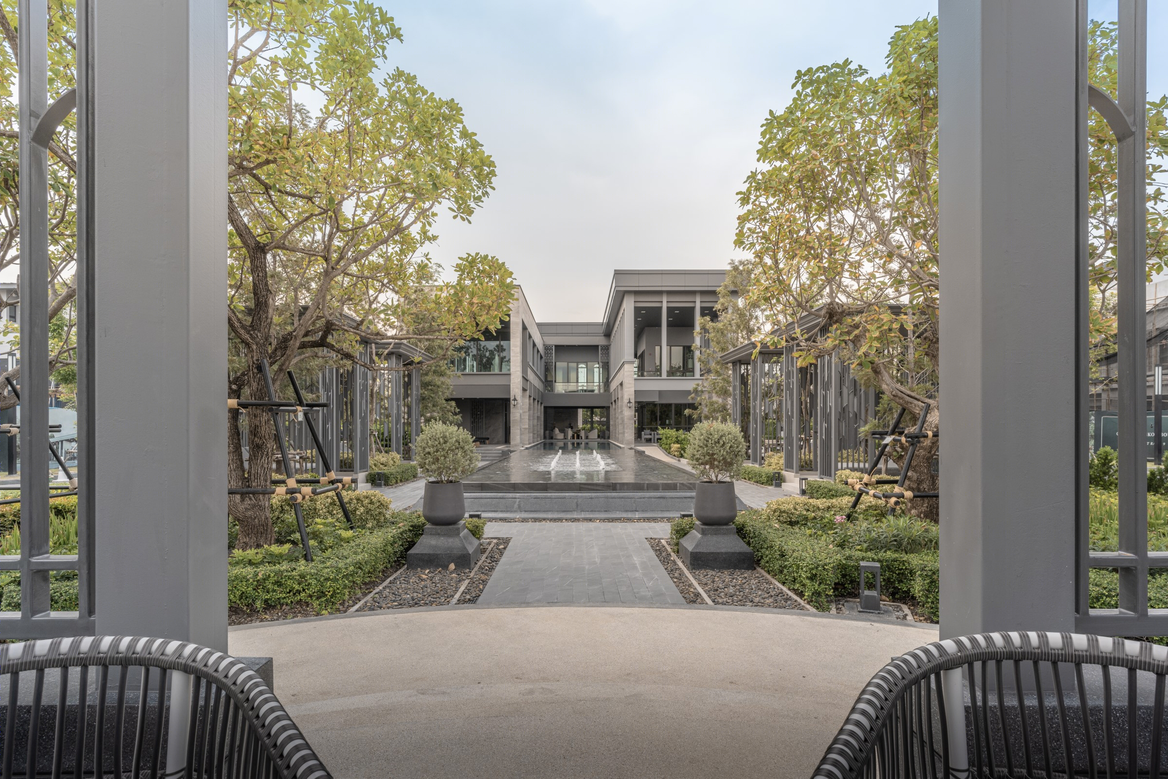 曼谷大道 East Rama 9 景观设计丨泰国曼谷丨Landscape Tectonix Limited-9