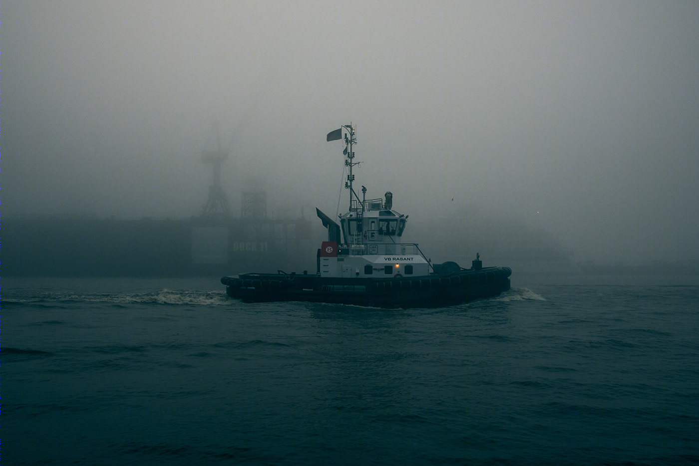 Twilight I现代简约风汉堡港湾豪宅丨德国汉堡-6