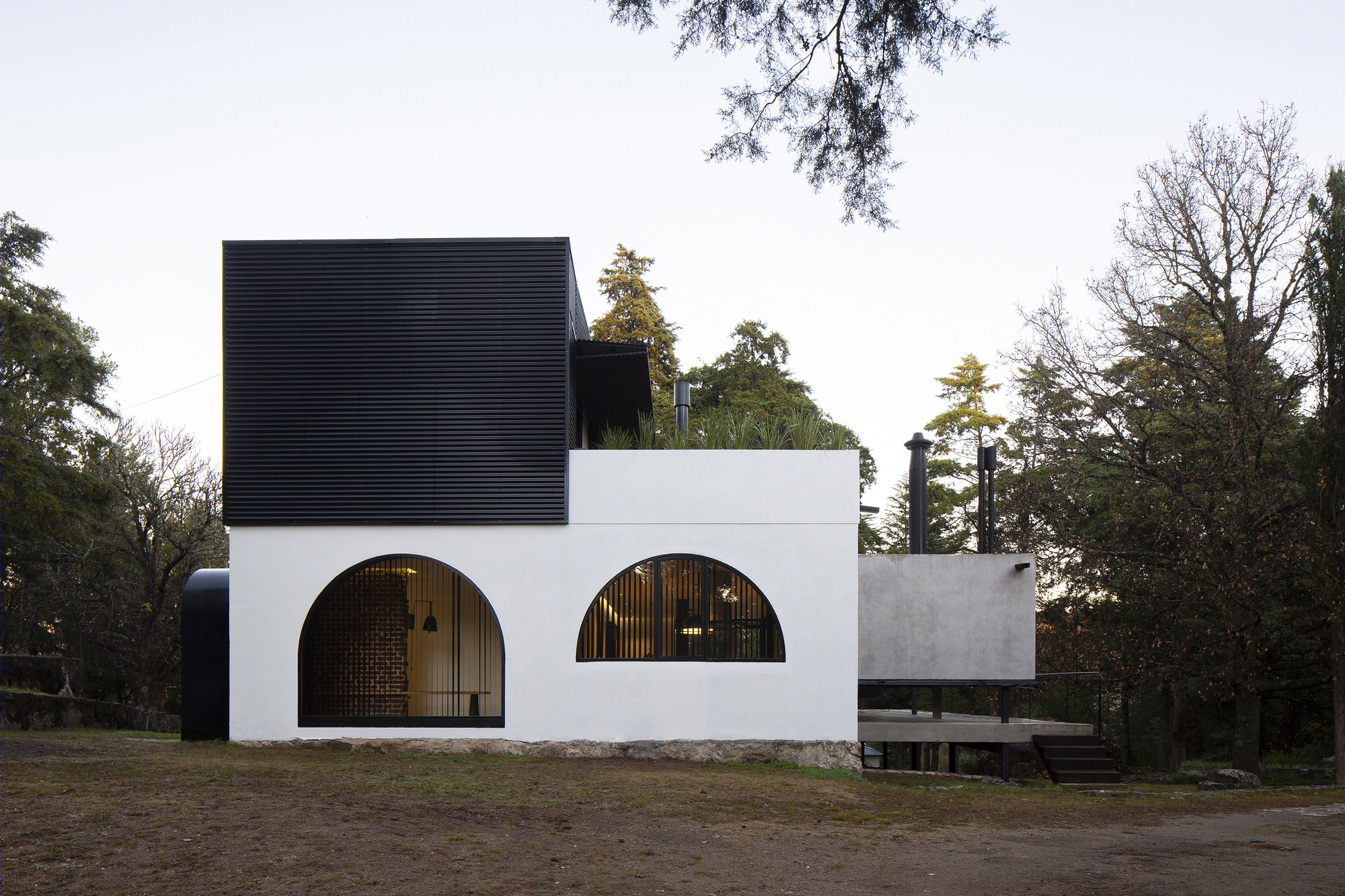 阿根廷山林中的生态别墅-19