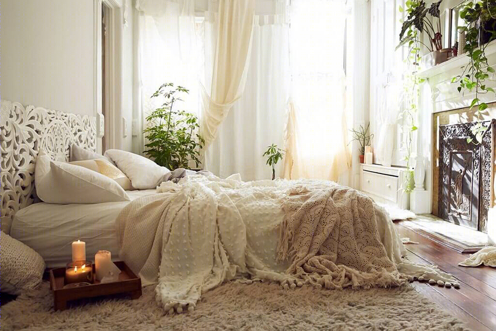 Couple Bedroom Ideas: Make a Romantic Environment-7
