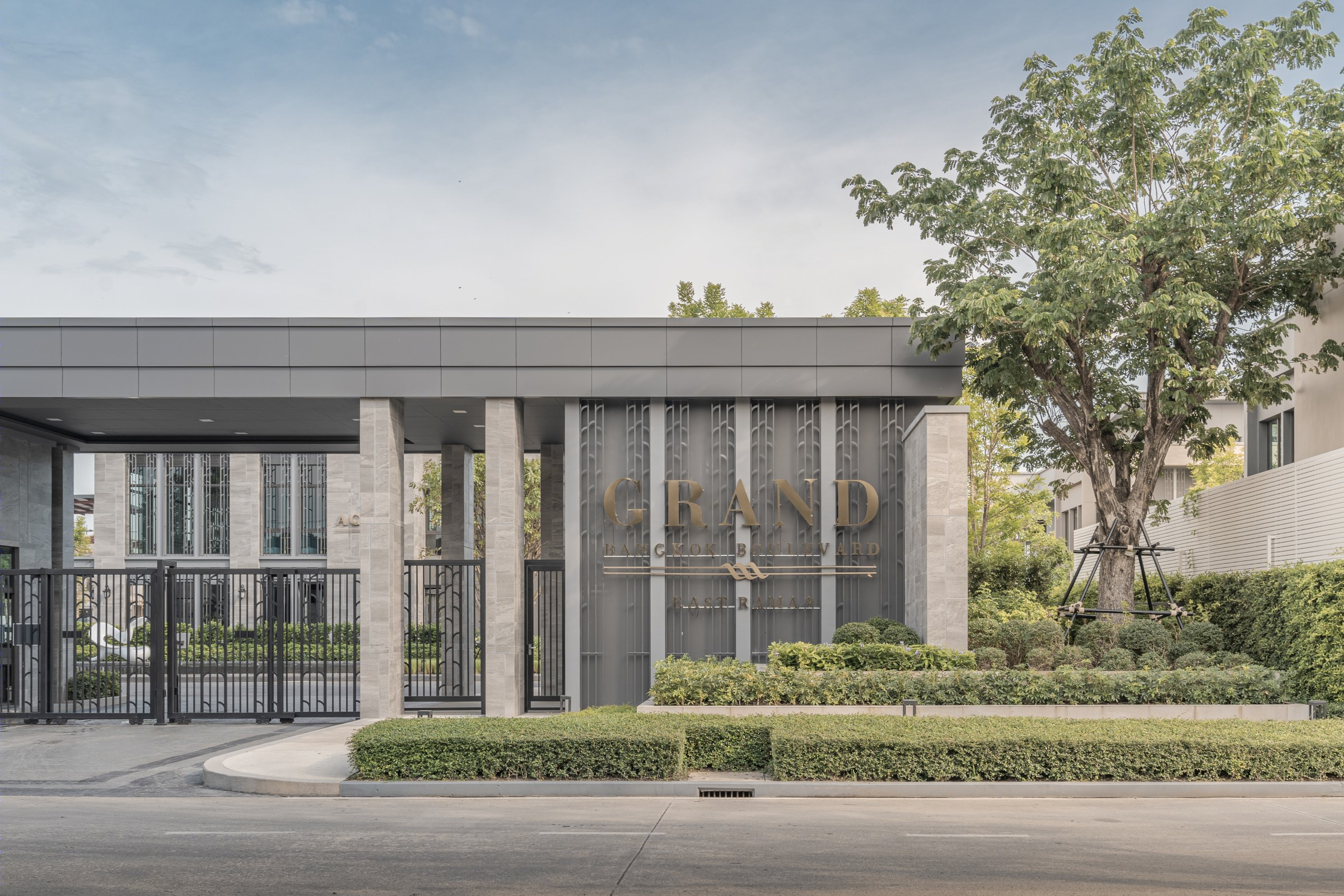 曼谷大道 East Rama 9 景观设计丨泰国曼谷丨Landscape Tectonix Limited-13