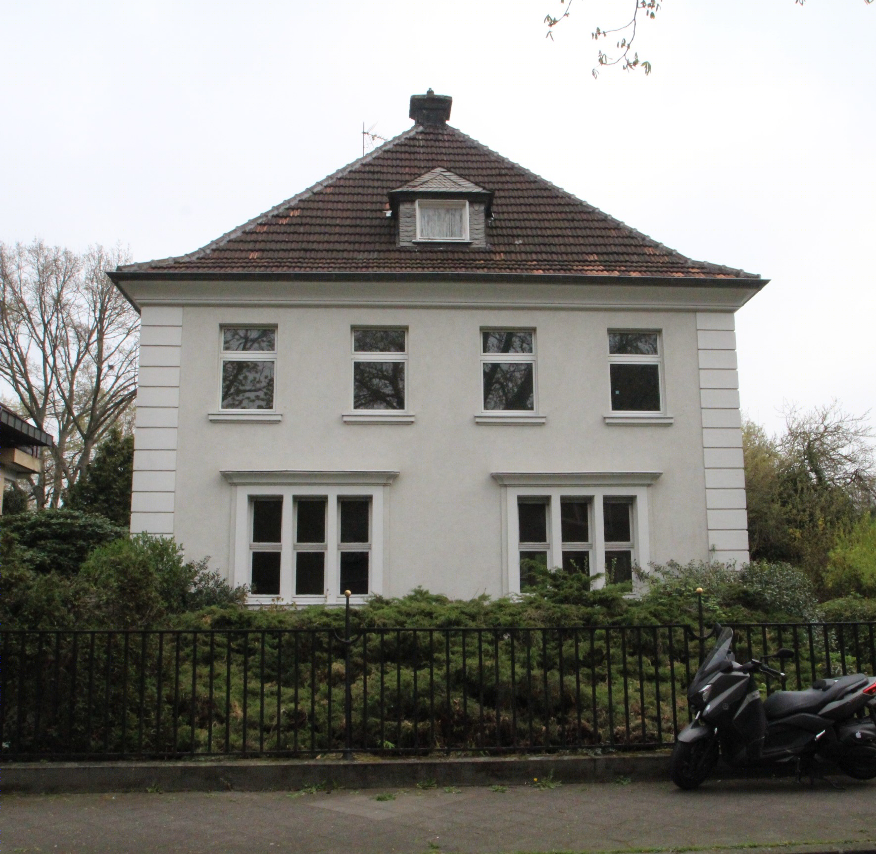 House F30 in Düsseldorf-11