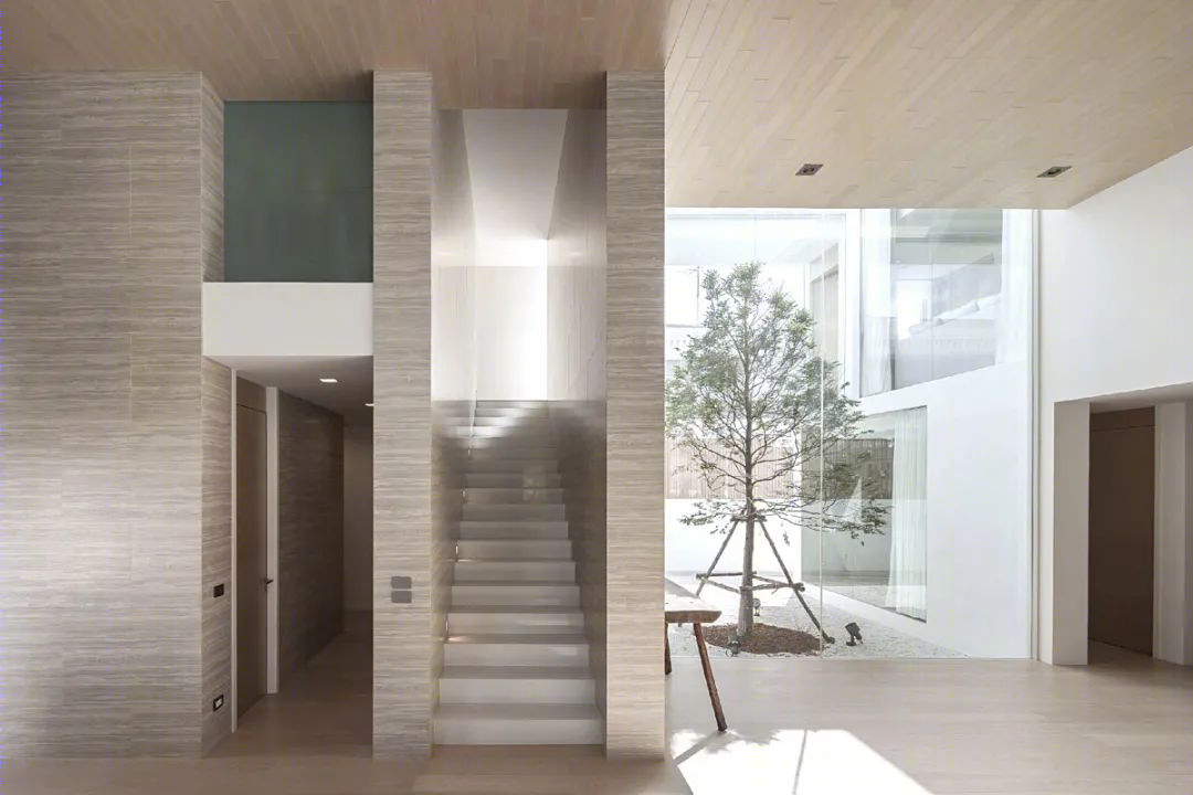 悬浮墙打造私人豪宅视野-4