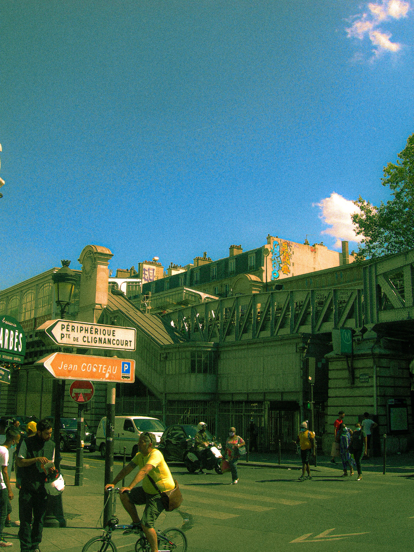Anastasiya Gushchina丨公寓建筑丨Expérimentation photo d’architecture de rue-3