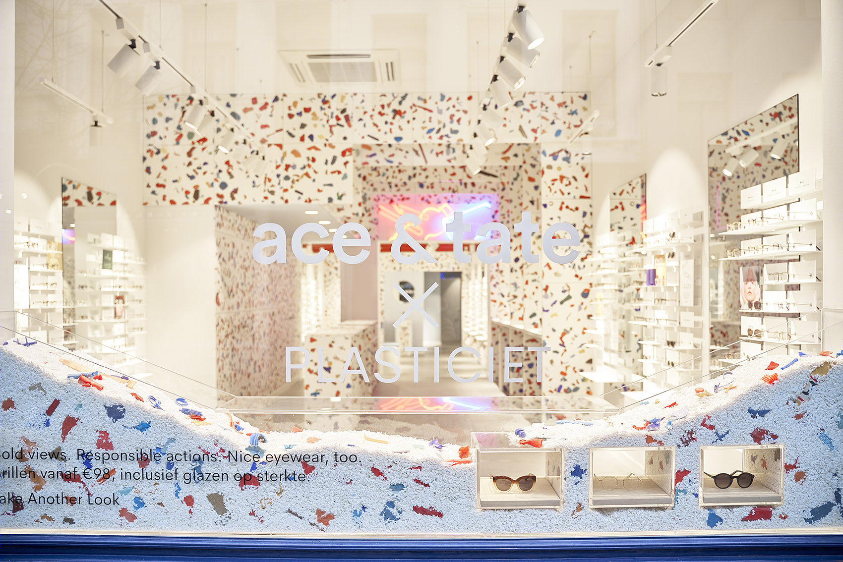 Ace&Tate 眼镜店 | 塑料中的大理石与水磨石之美-28