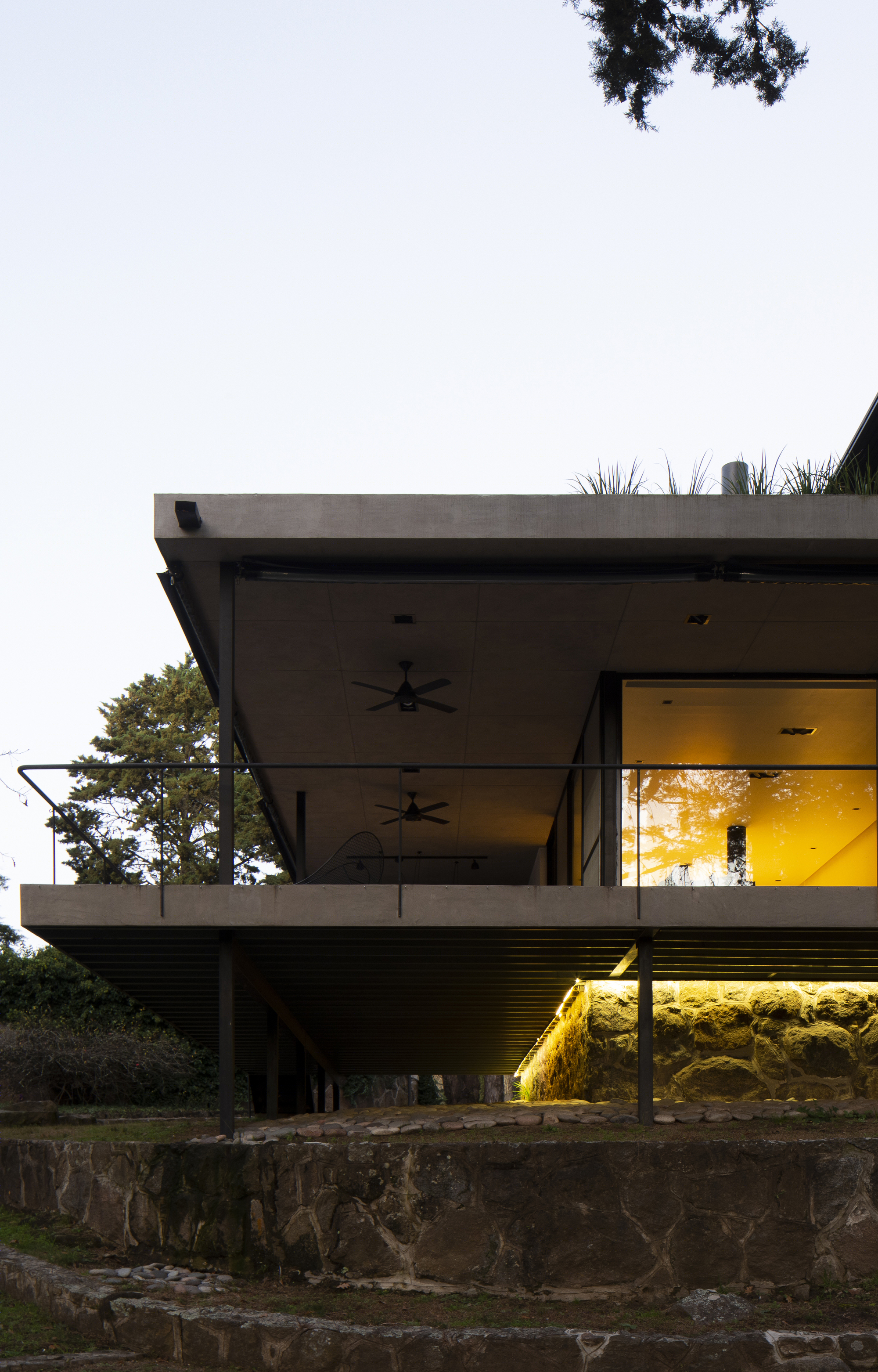 阿根廷山林中的生态别墅-27