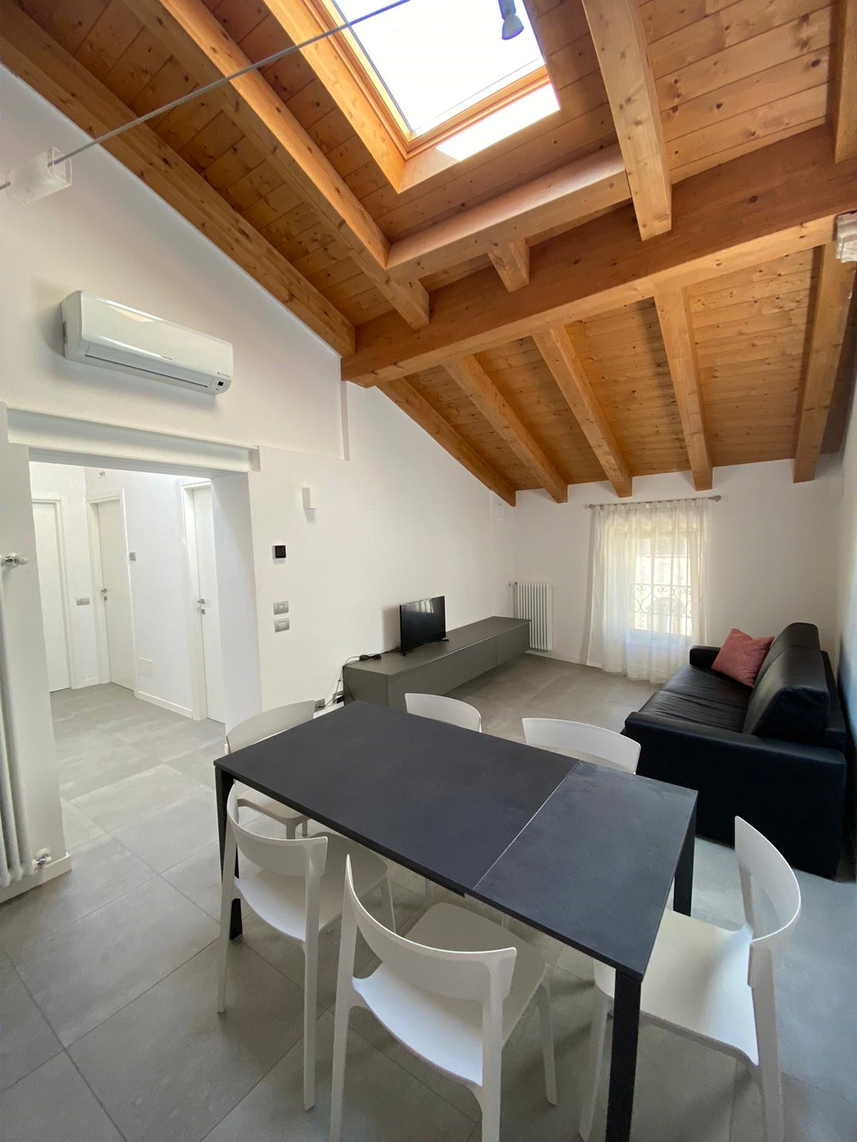 Realizzazione e allestimento alloggio turistico/businnes-0