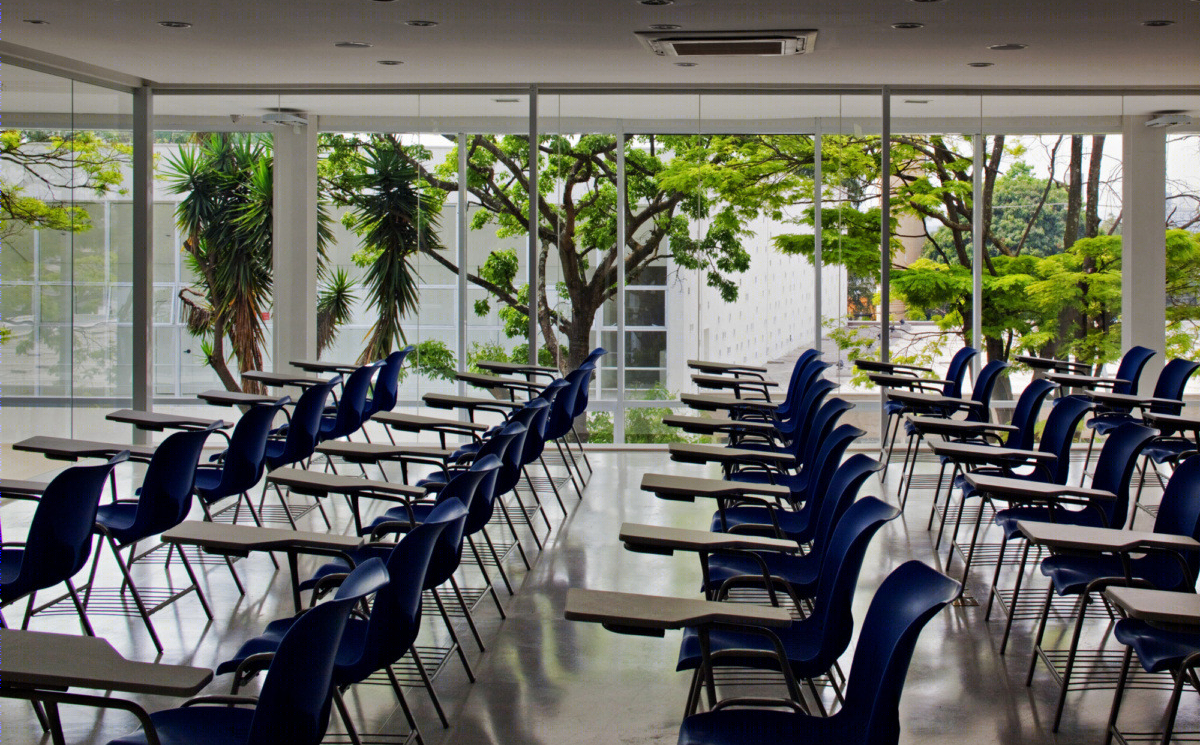 齐尔达·阿恩斯博士教育专业人员培训中心-12