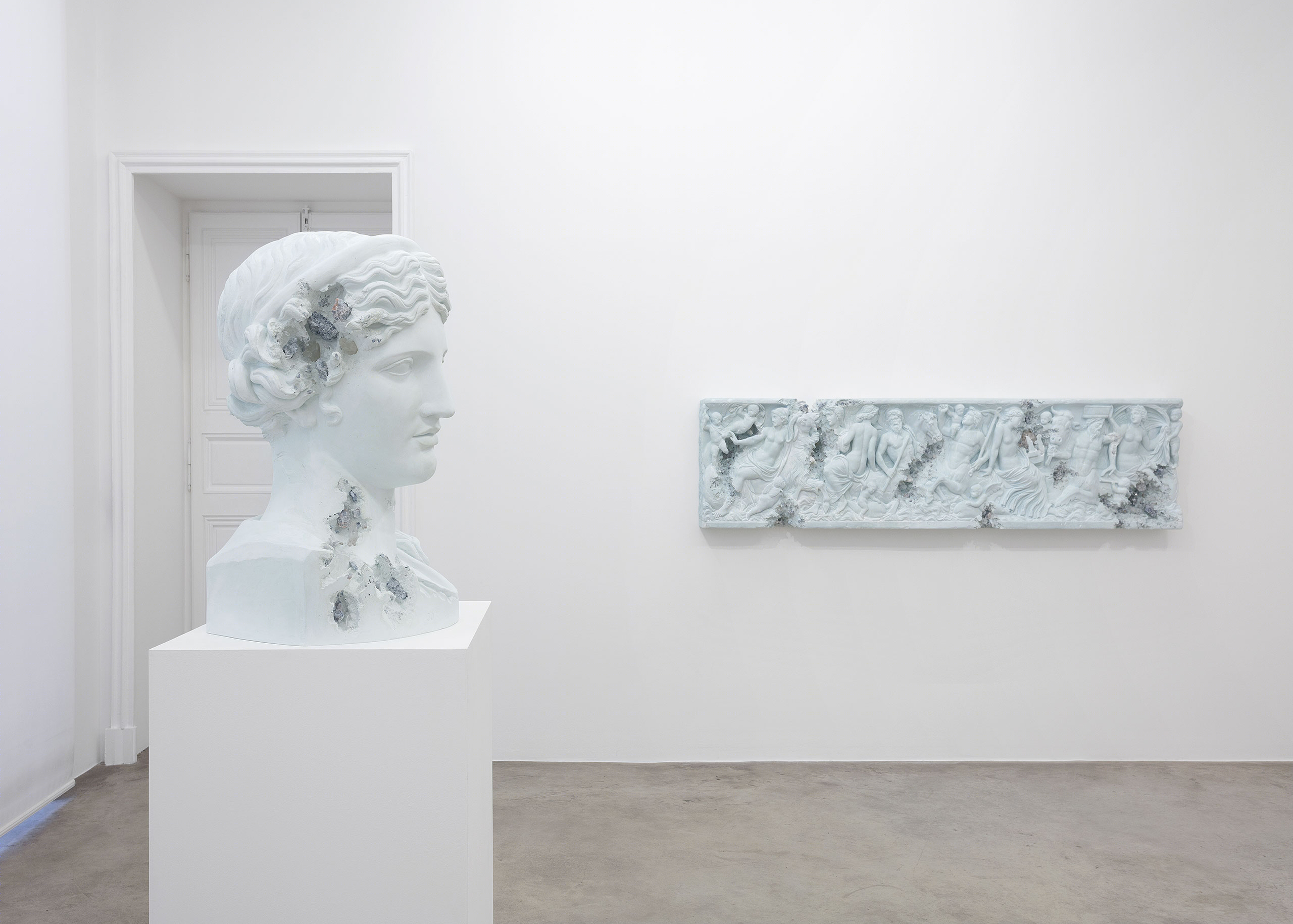 巴黎,3020 | Daniel Arsham 解构雕塑名作,呈现未来遗物-17