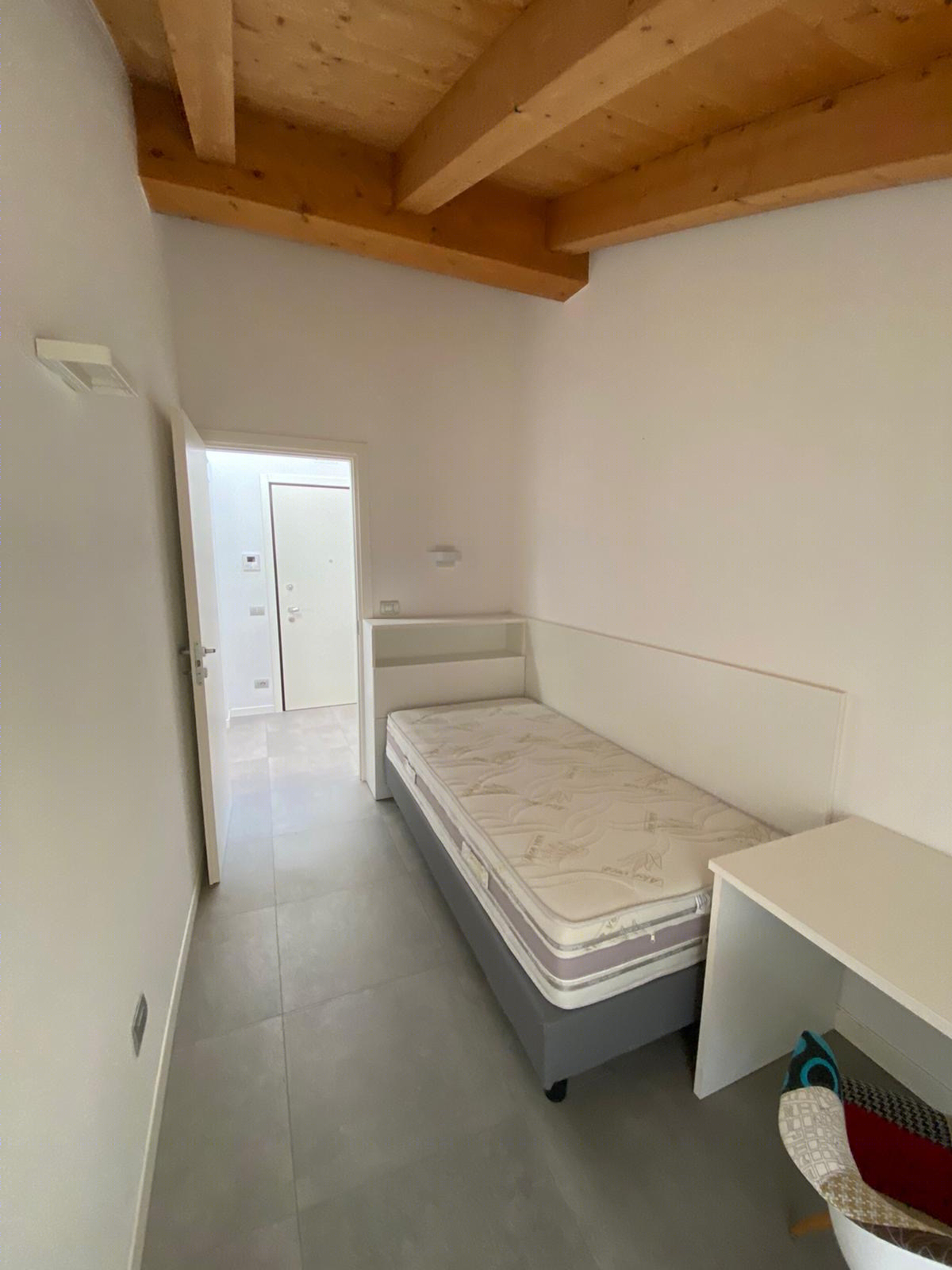 Realizzazione e allestimento alloggio turistico/businnes-11