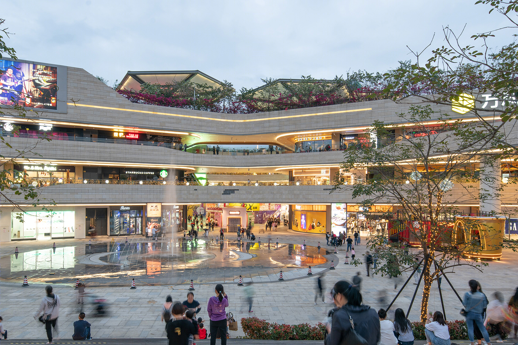 龙城广场万客里屋顶遮阳篷设计-16