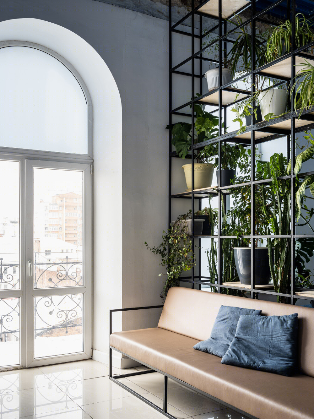 室内植物打造都市丛林美感丨ELLEdecoration-25