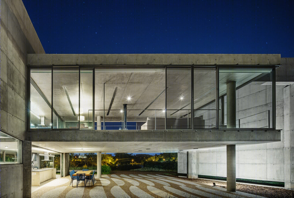 巴西 Itu 之家 | 混凝土与景观的完美融合-51