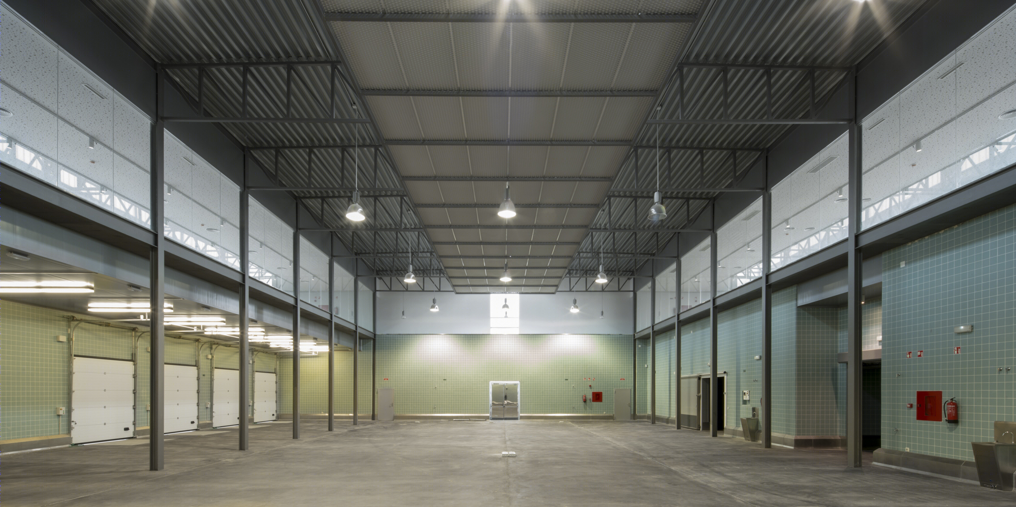湿地的工业瑰宝——La Lonja 市场大楼-1