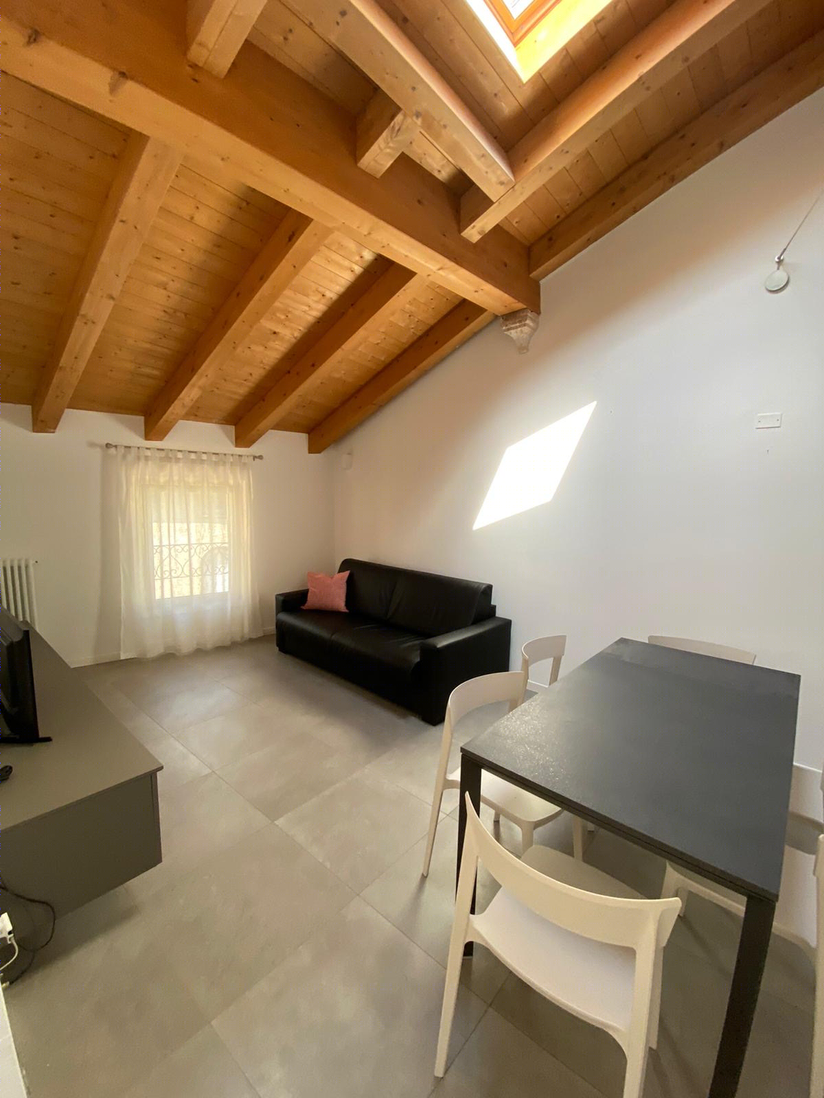 Realizzazione e allestimento alloggio turistico/businnes-17
