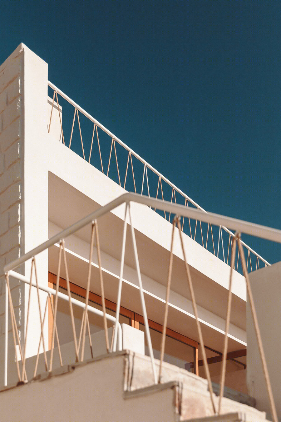 圣特雷莎之家 | 简约风格与自然元素的完美融合-11