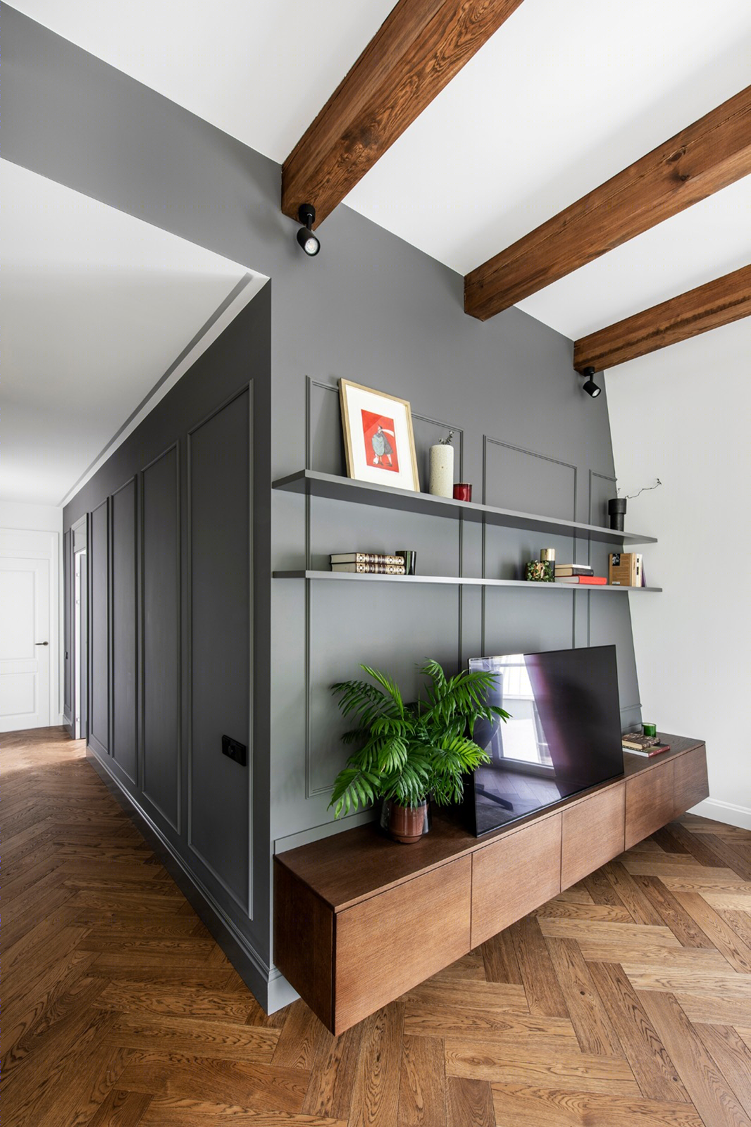 105㎡现代绿意寓所 | InArch 工作室打造时尚国外住宅-9