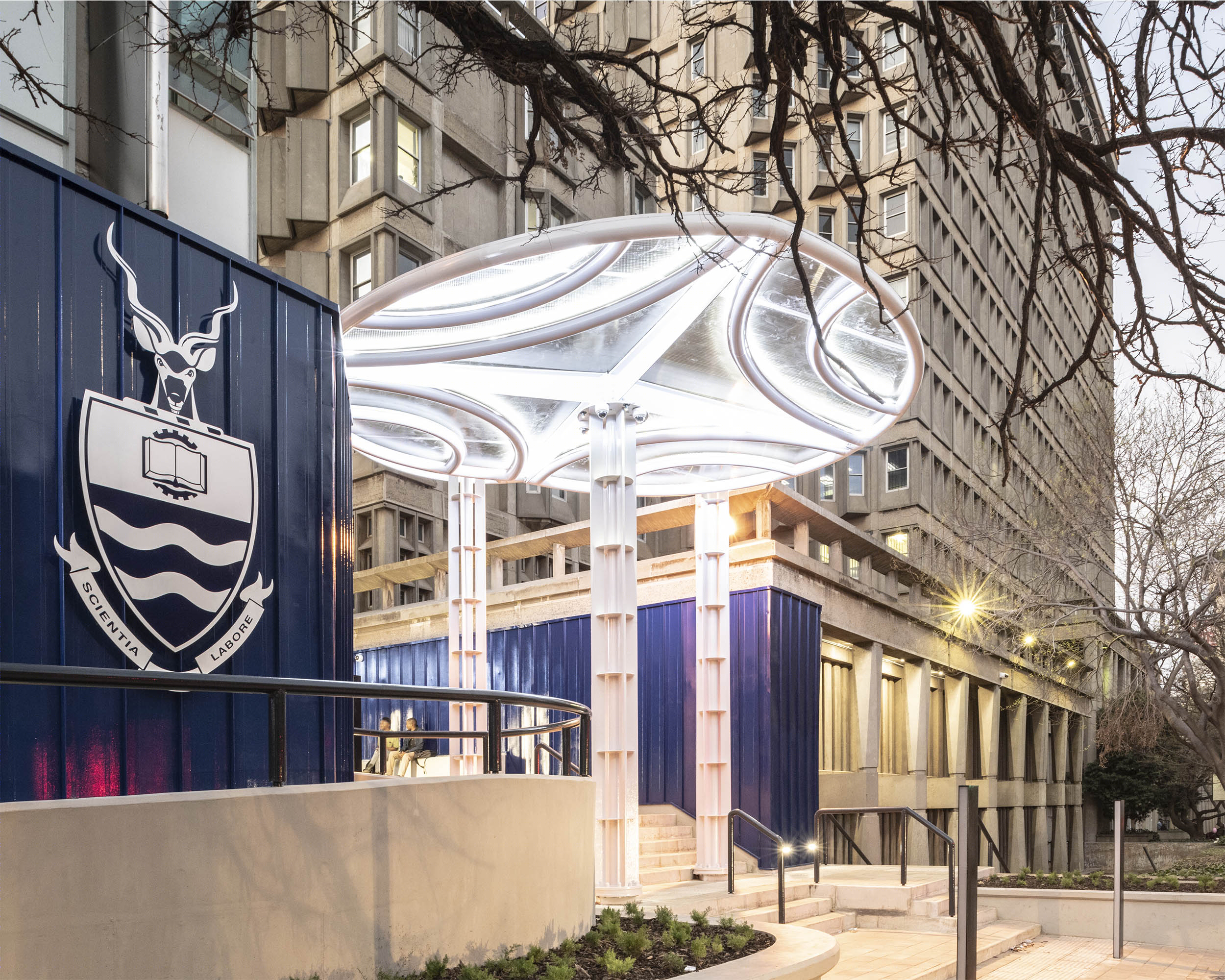 南非约翰内斯堡 Wits 大学“行人加油站”入口设计-24