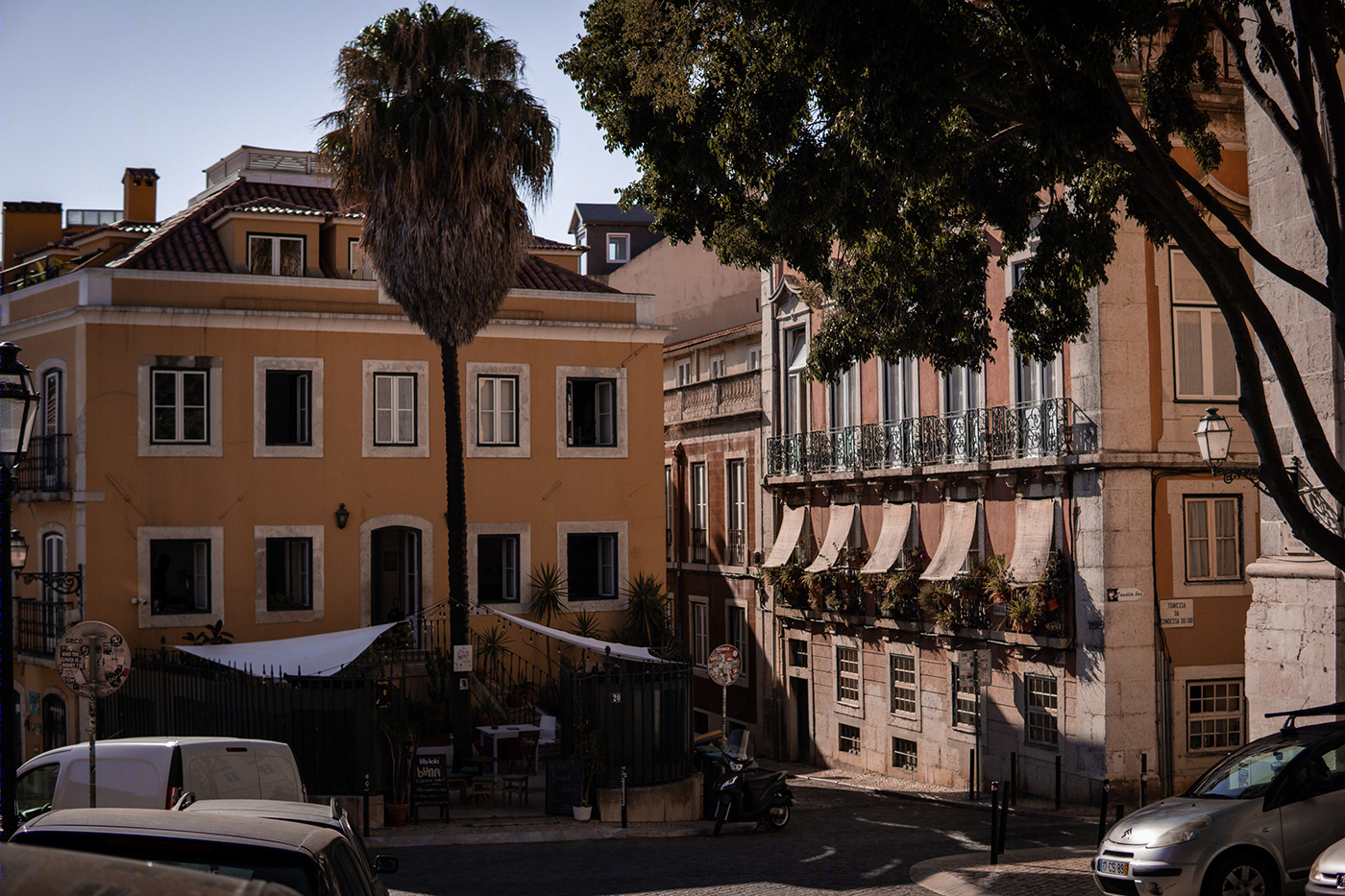 Anastasiya Gushchina丨公寓建筑丨Streets of Lisbon-3