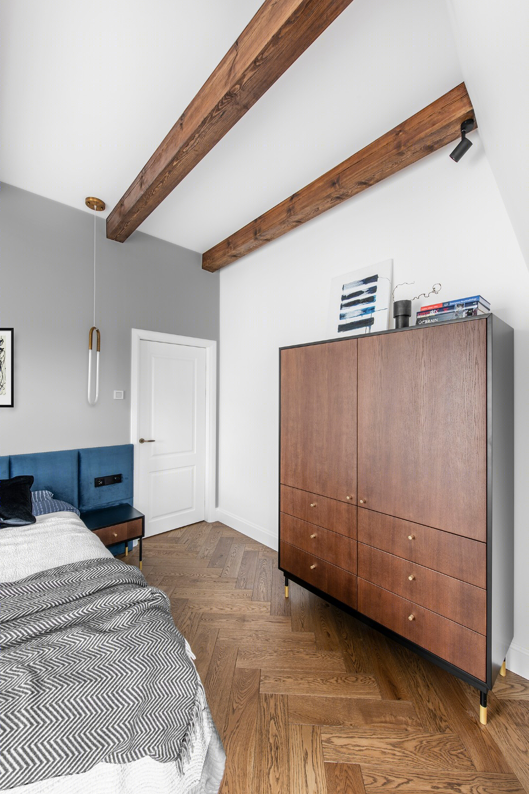 105㎡现代绿意寓所 | InArch 工作室打造时尚国外住宅-20