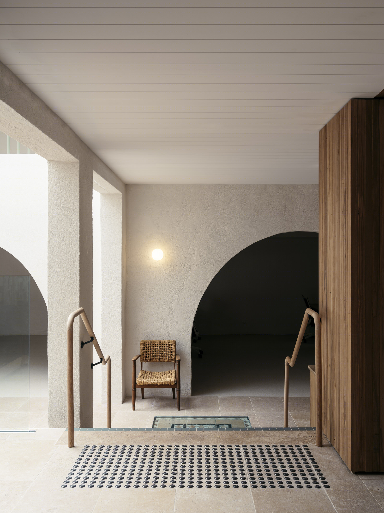 Aje Sydney 总部 · 历史建筑改造的现代创意办公空间丨澳大利亚悉尼丨Those Architects-2