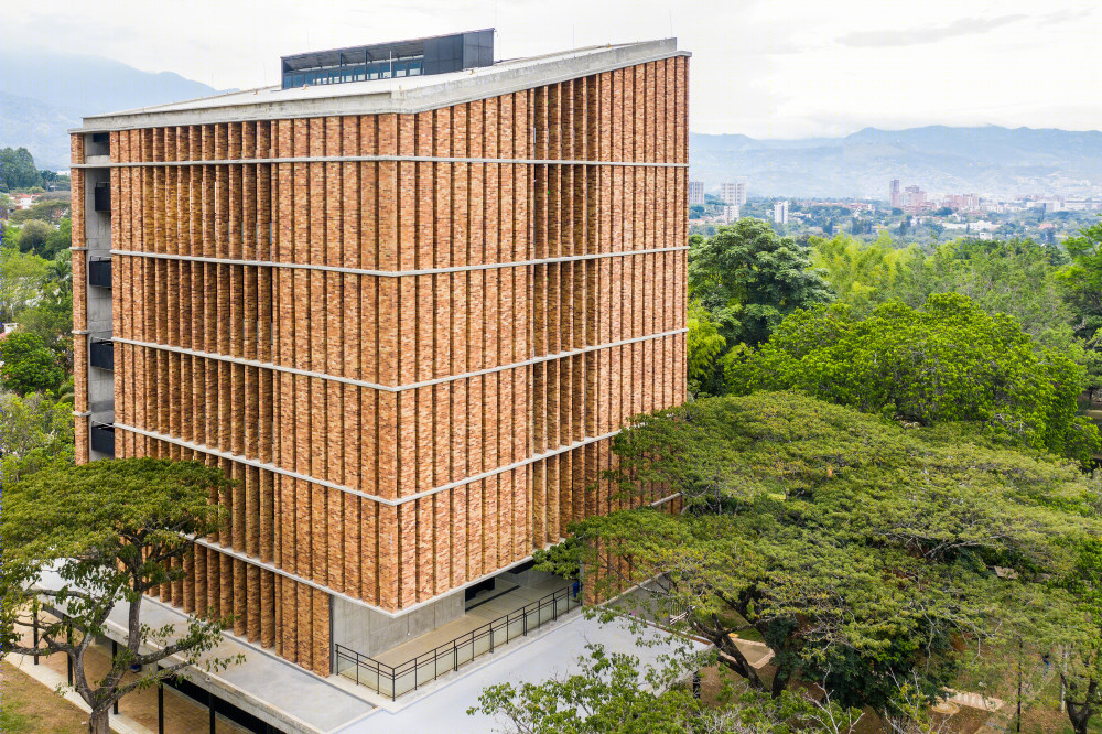 哥伦比亚可持续大学建筑 | 多萨塞德罗大厦-32