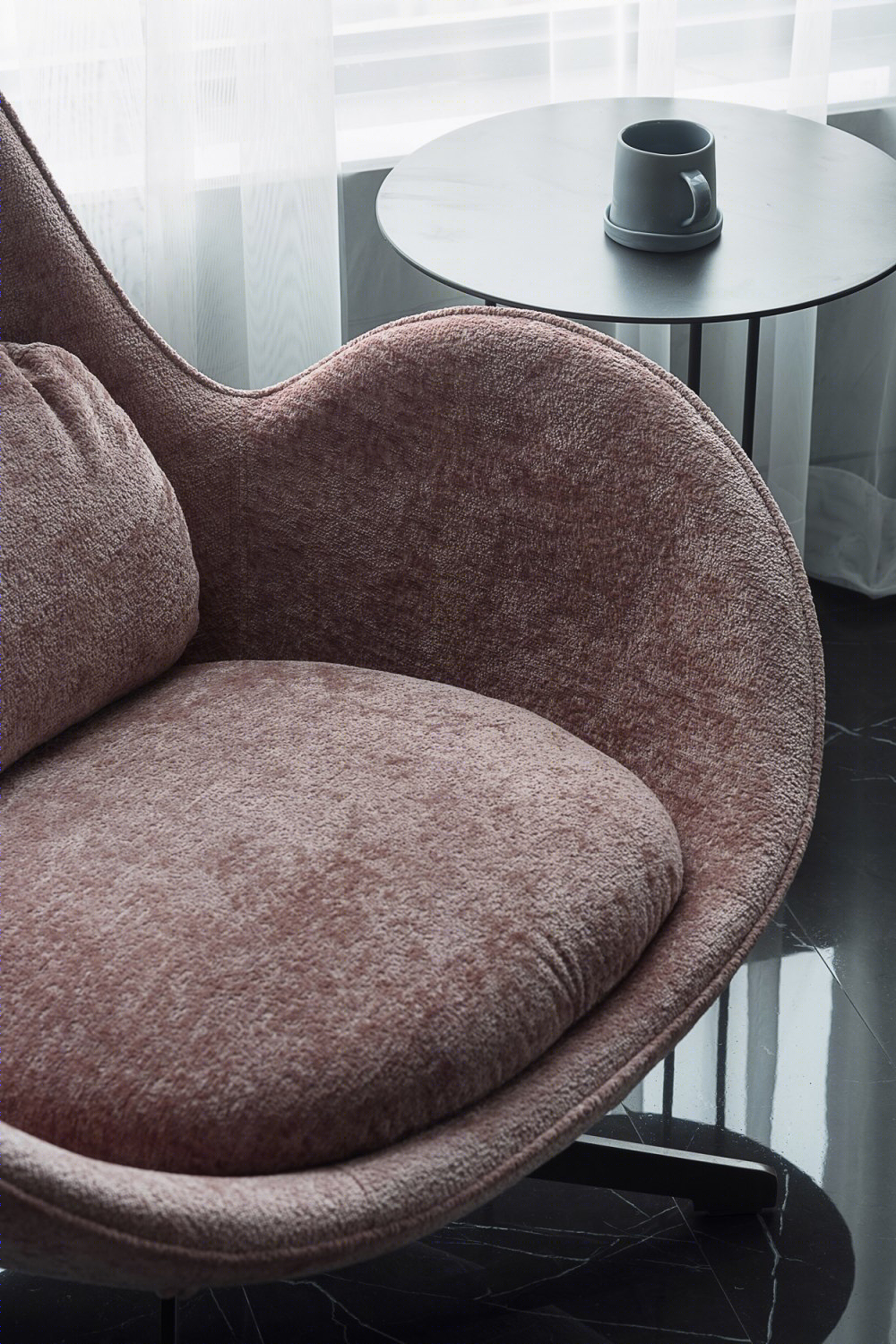 灰色生活的一抹亮色-17