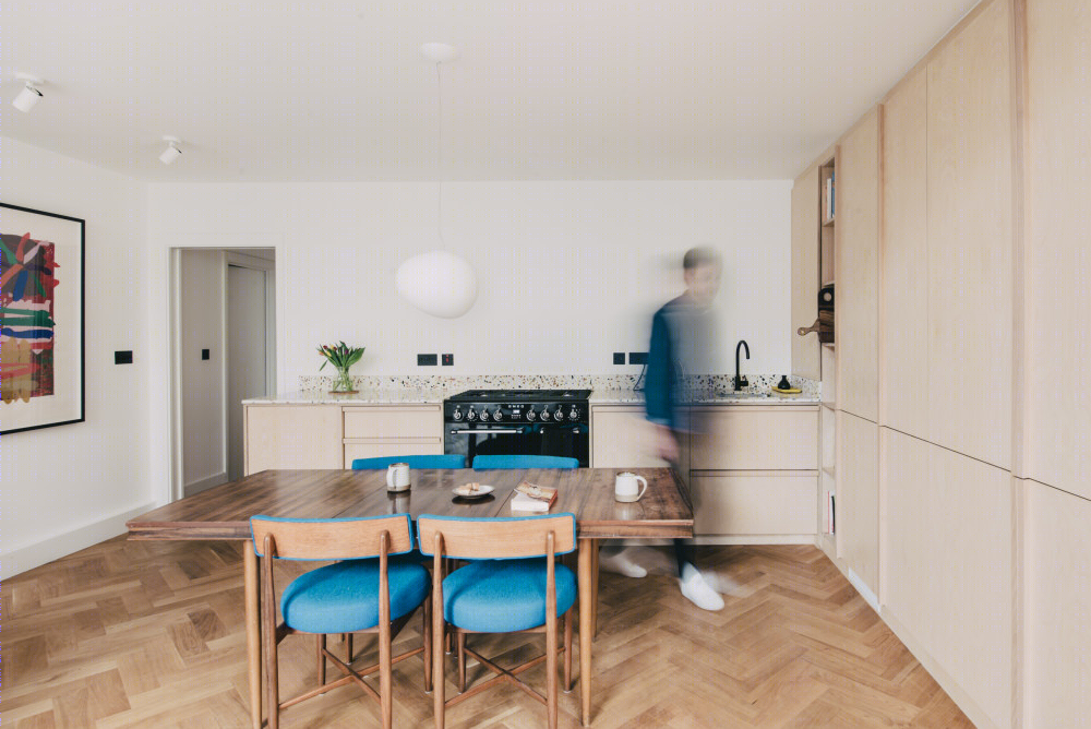 伦敦犹太教堂改造的现代住宅-9