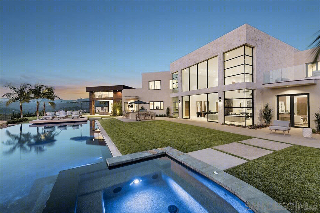 加州豪华别墅，木质与科技的完美融合-0