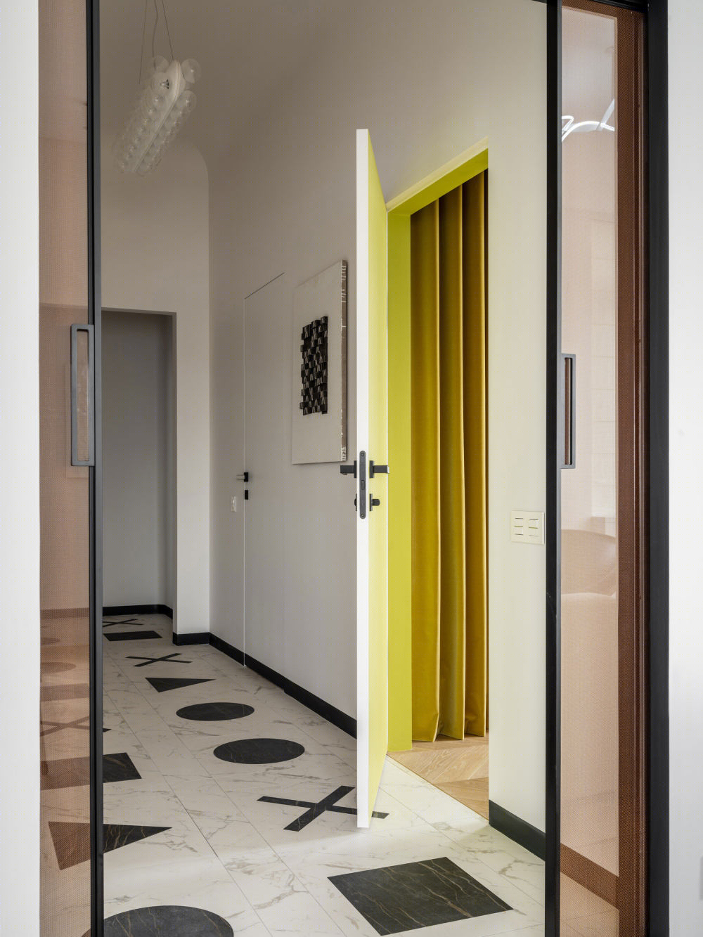 莫斯科 74 平米公寓，前卫几何与艺术的完美融合-14