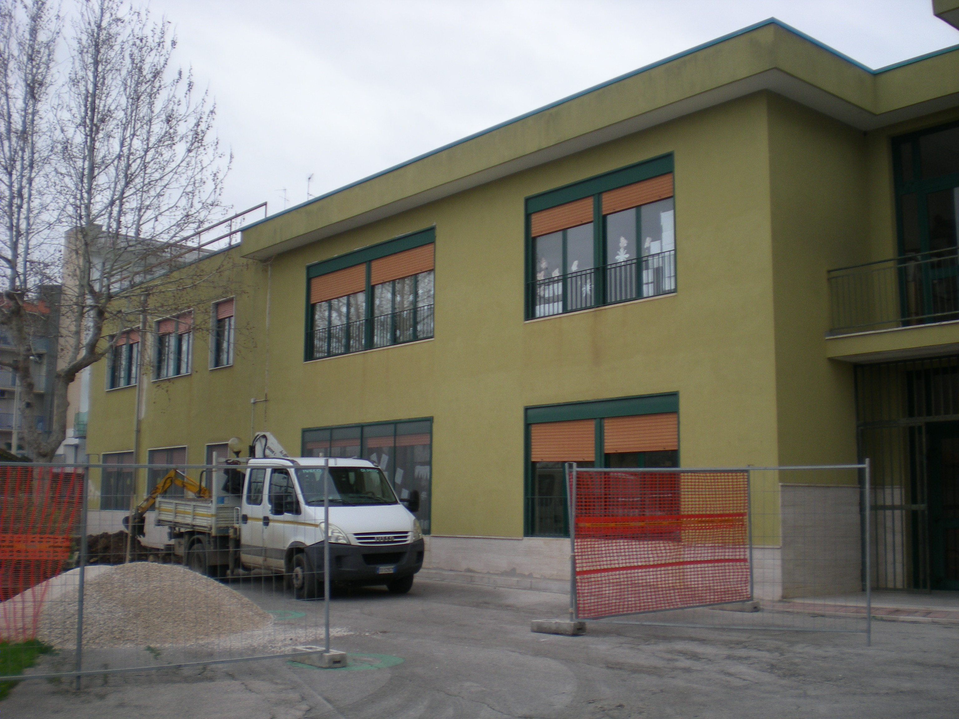 2018 年完成的 Bitonto 市政学校房产改造-2