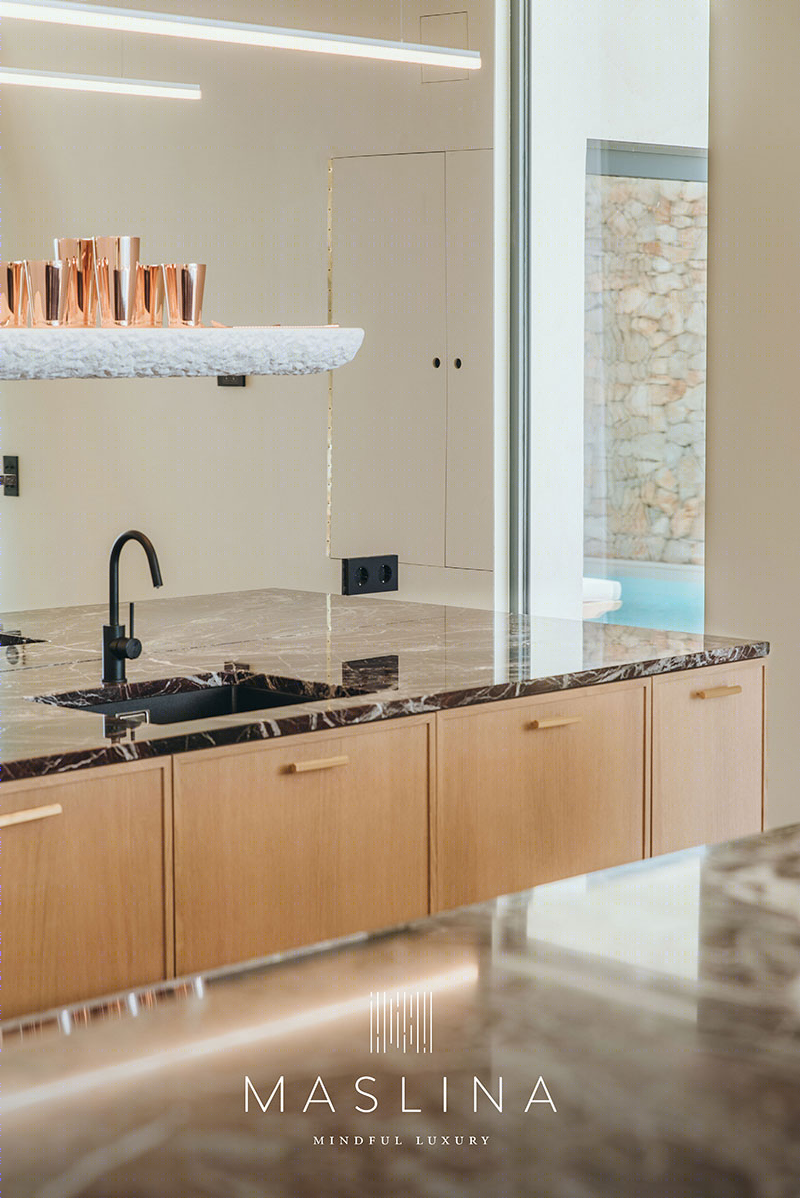 克罗地亚马斯利娜度假别墅丨Léonie Alma Mason-16