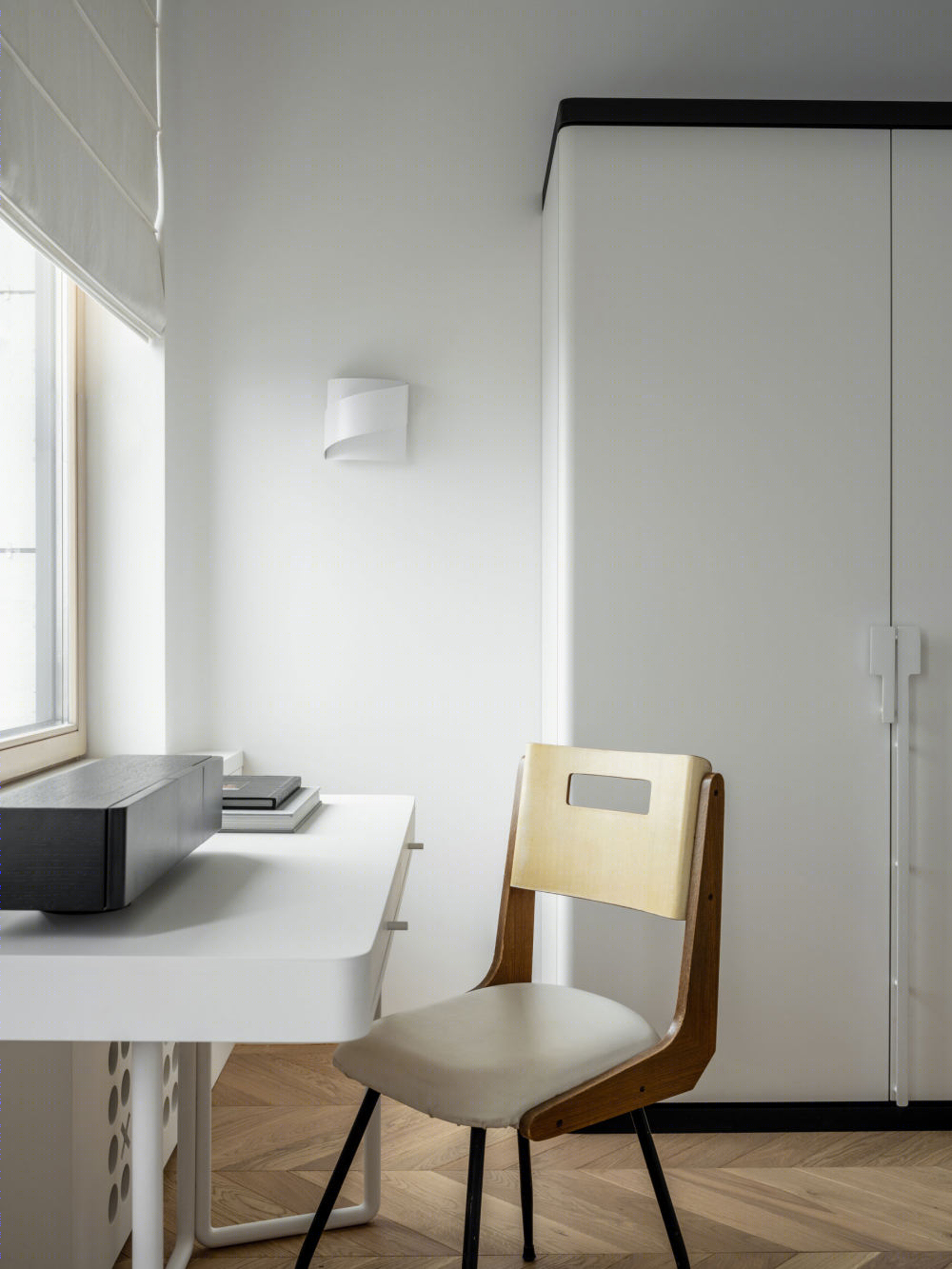 莫斯科 74 平米公寓，前卫几何与艺术的完美融合-19