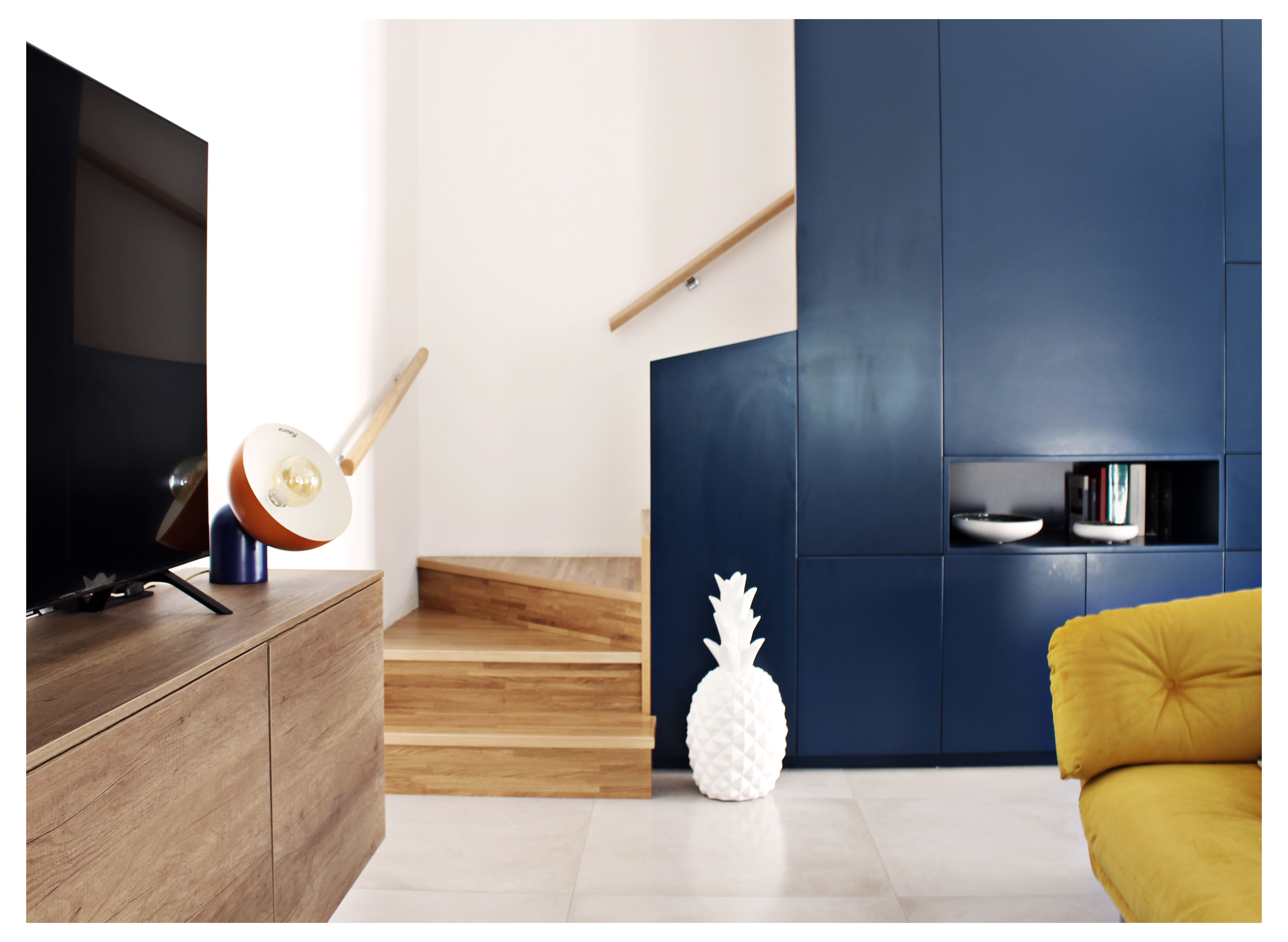 历史建筑中的现代蓝调公寓-3