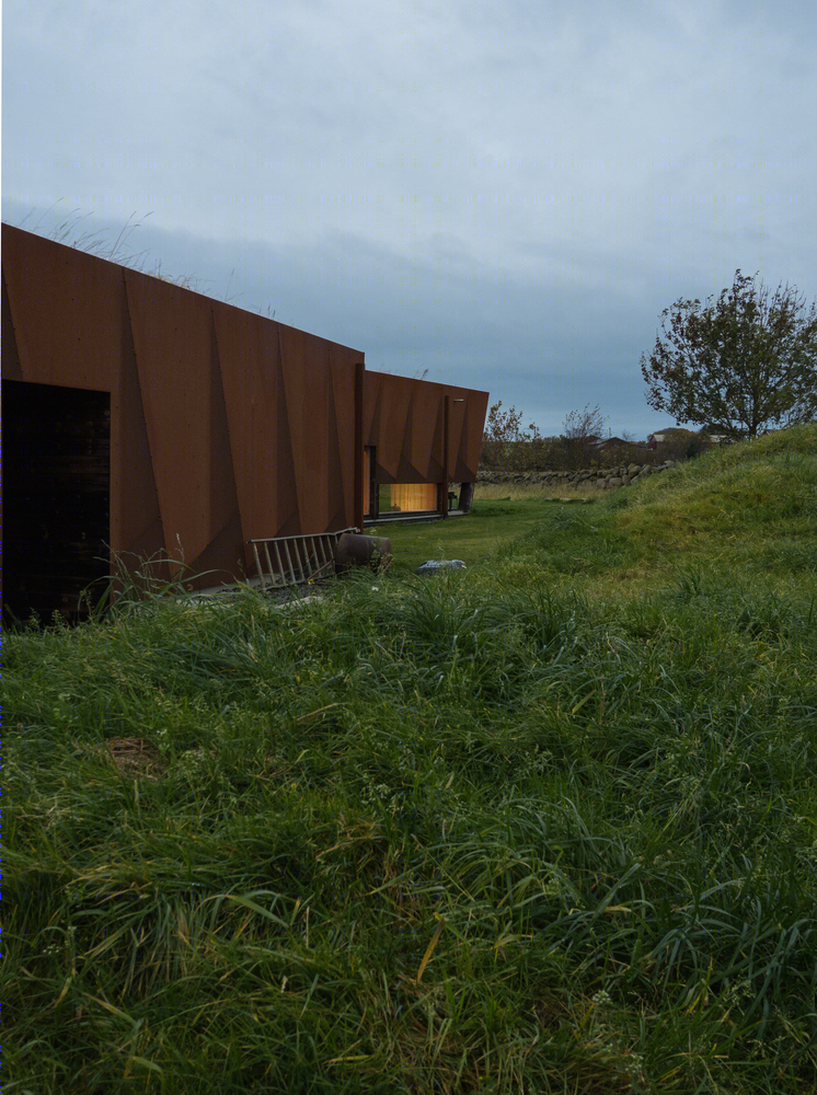 挪威中部农田中的“铁犁”之家-37