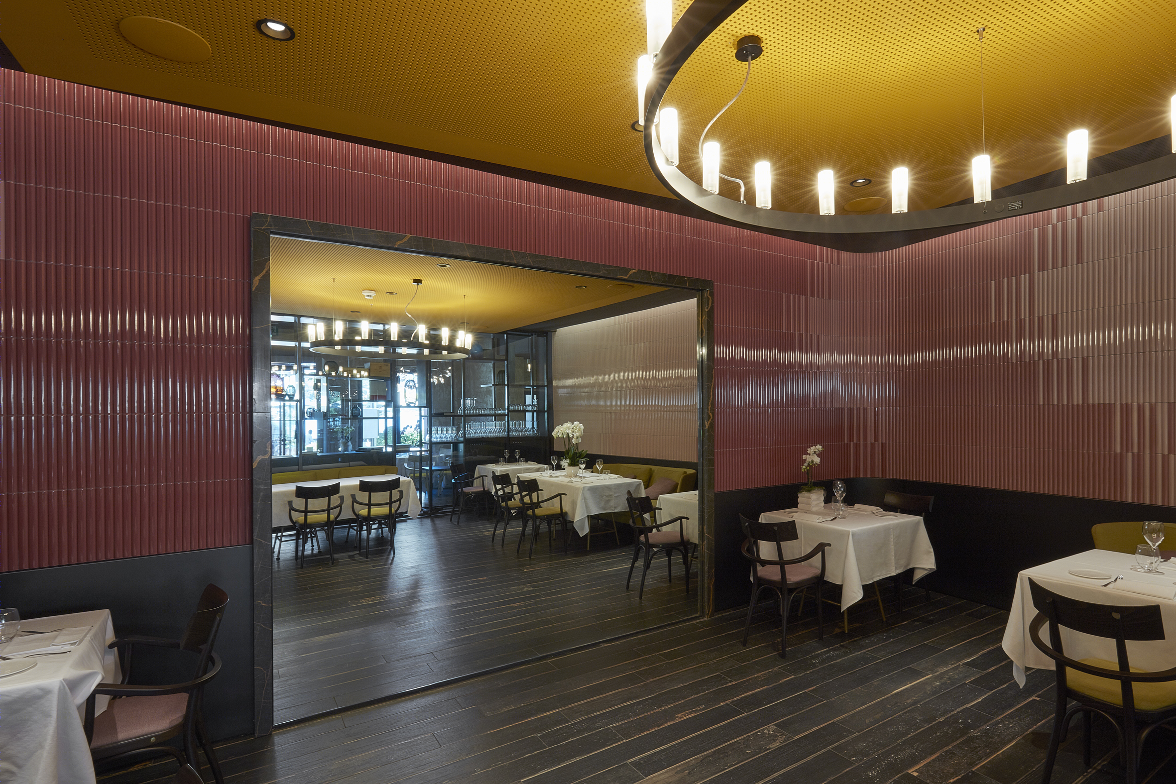 瑞士"终点站"餐厅 3D 陶瓷打造梦幻空间-11