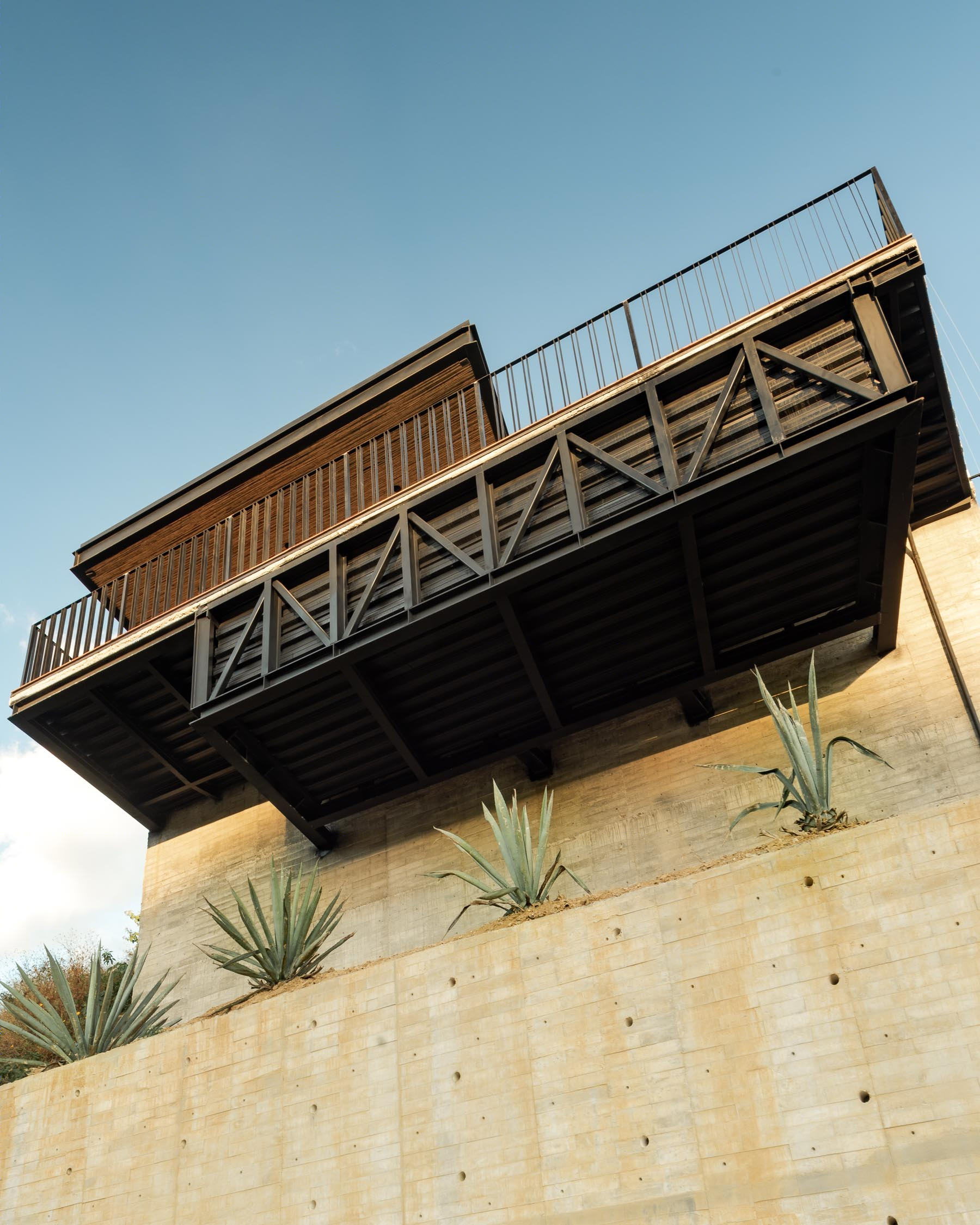 墨西哥首例悬臂泳池别墅设计丨墨西哥瓦哈卡-13