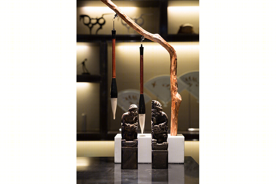 绿地海域观园 现代简约样板房-6