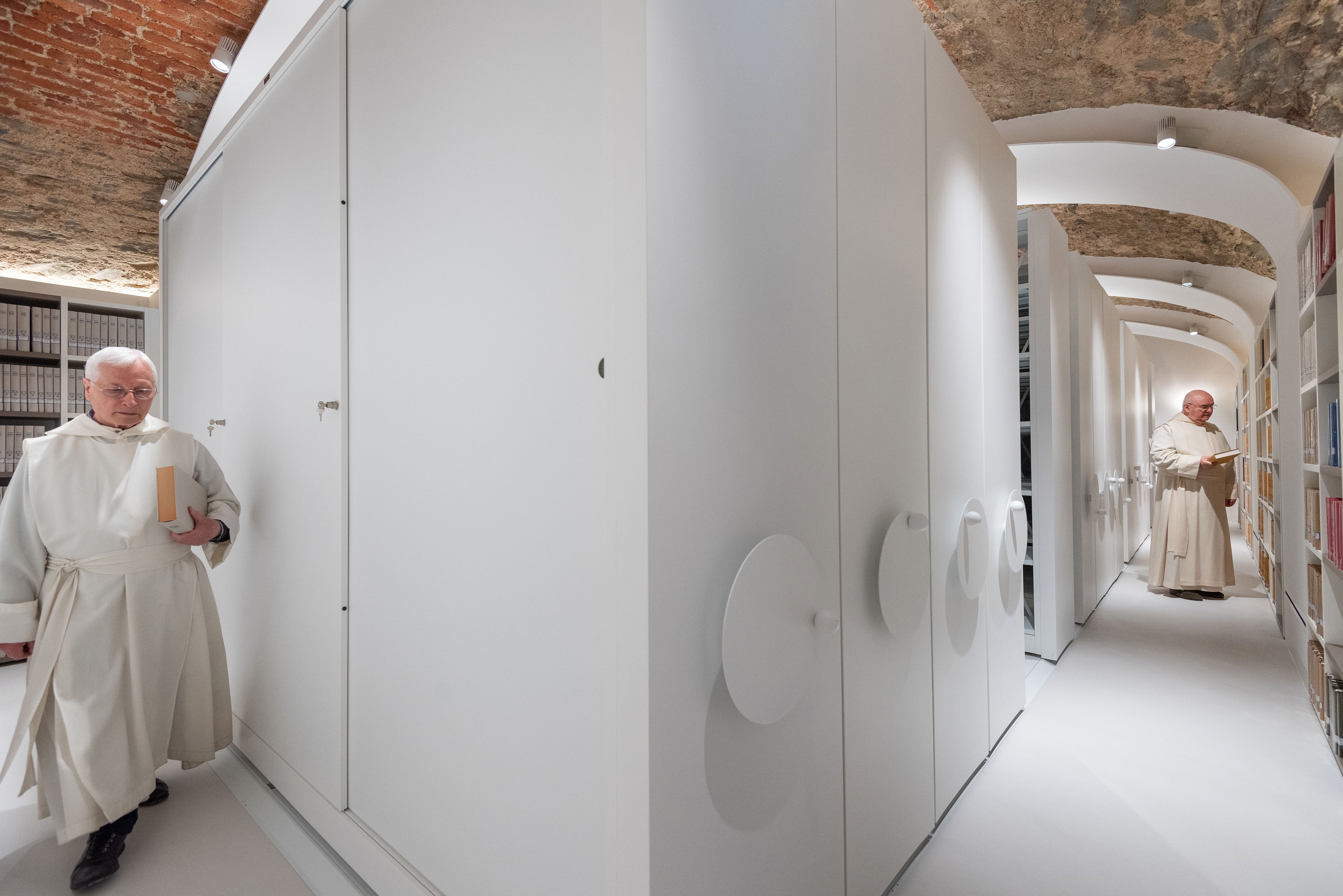 Camaldoli 图书馆室内设计丨意大利丨Studio Menichetti+Caldarelli 建筑事务所-8