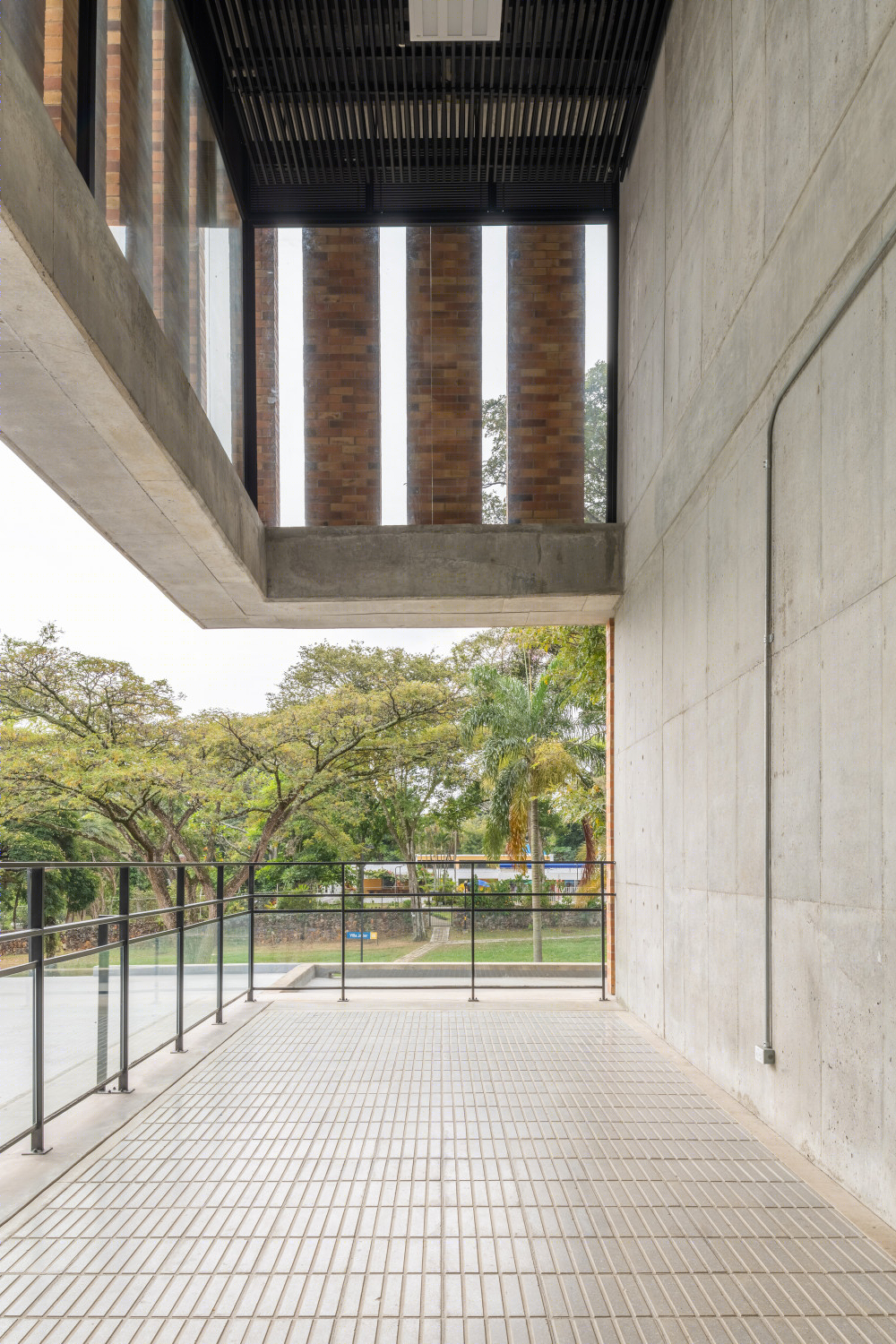哥伦比亚可持续大学建筑 | 多萨塞德罗大厦-55