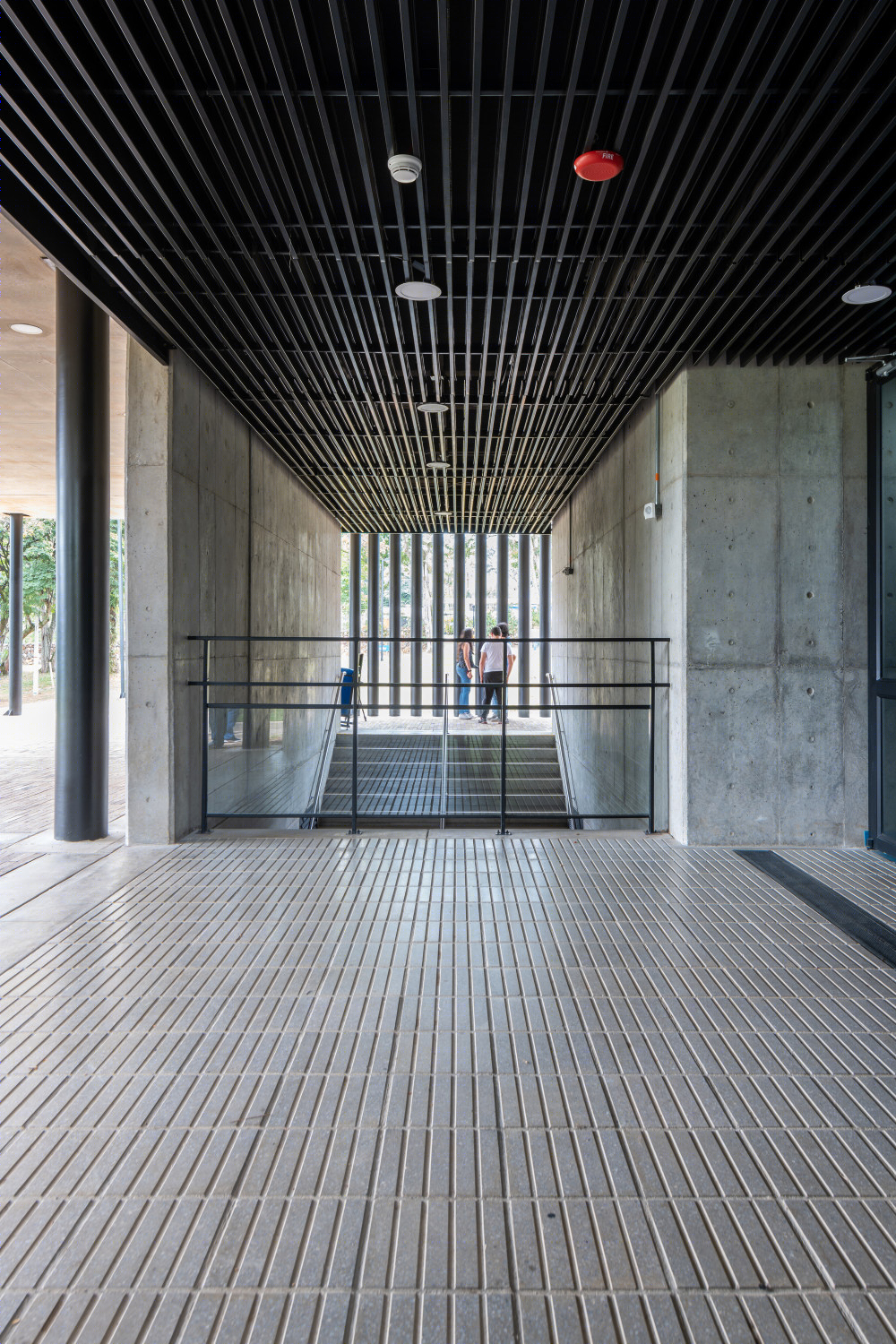 哥伦比亚可持续大学建筑 | 多萨塞德罗大厦-56
