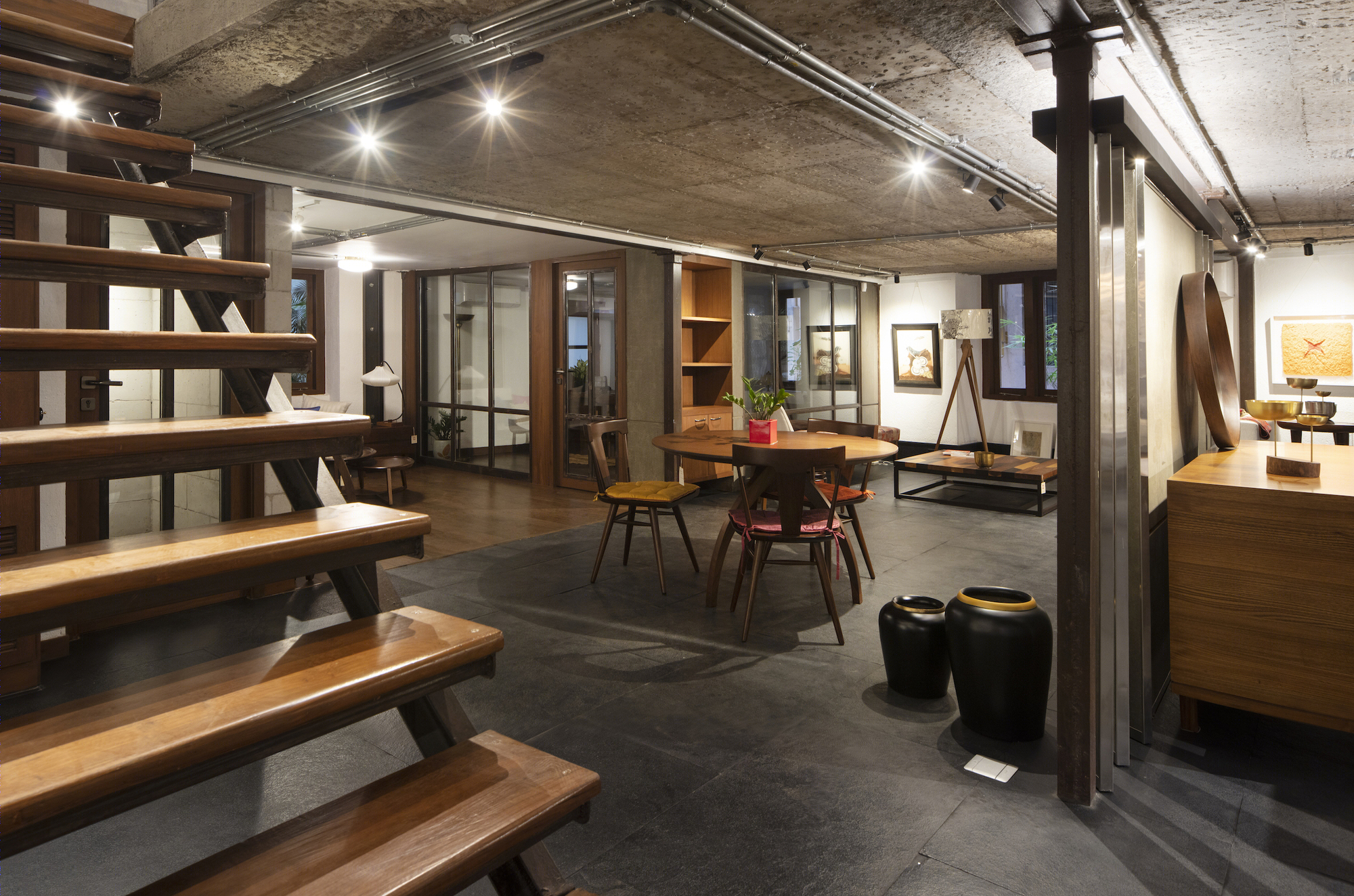 活化遗产建筑,重振 Mumbai 百年风情 - “复兴计划”家具店-15