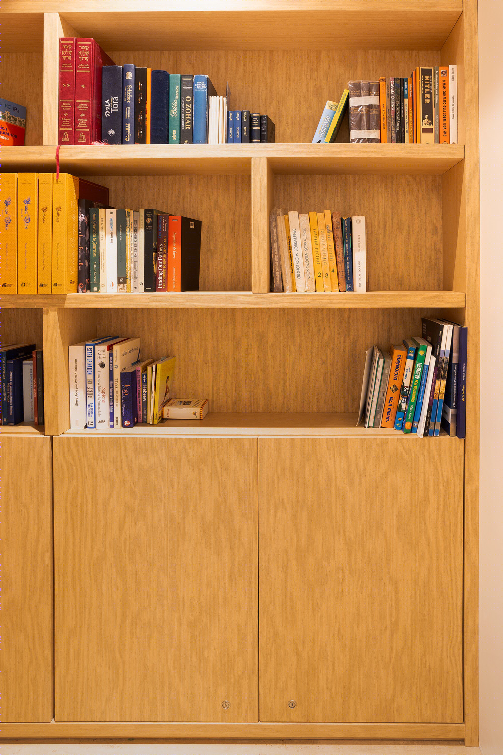 巴西现代简约石灰华公寓丨MAB3 Arquitetura-32